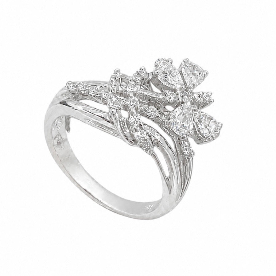 18K White Gold Diamond Ring – 0.90CT DR056 SET