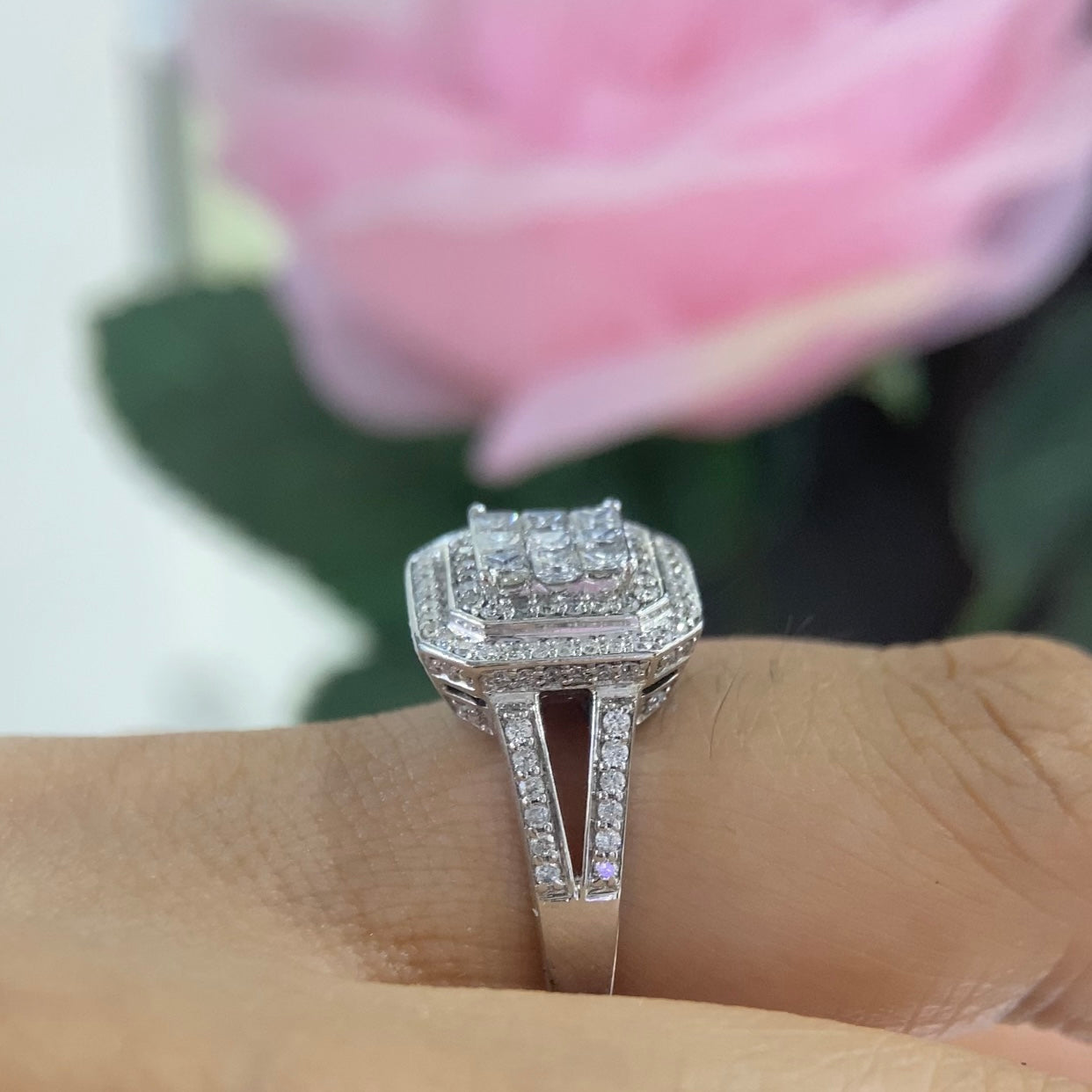 14K White Gold Diamond Ring – 1.00CT DR457 TTJ