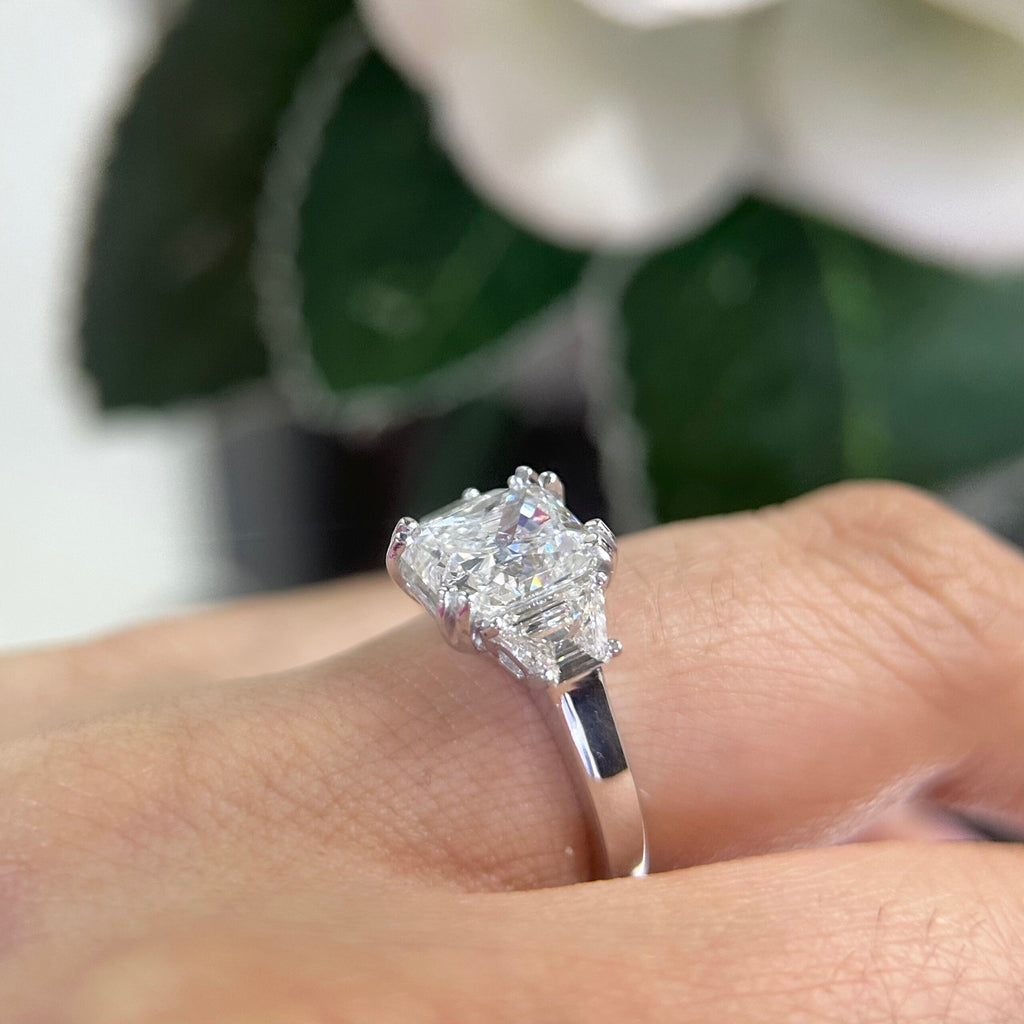 14K White Gold AGI Certified Clarity Enhanced Natural Diamond Ring – 3.01CT Center / 0.73CT Side Diamonds G/SI2 | RADER017