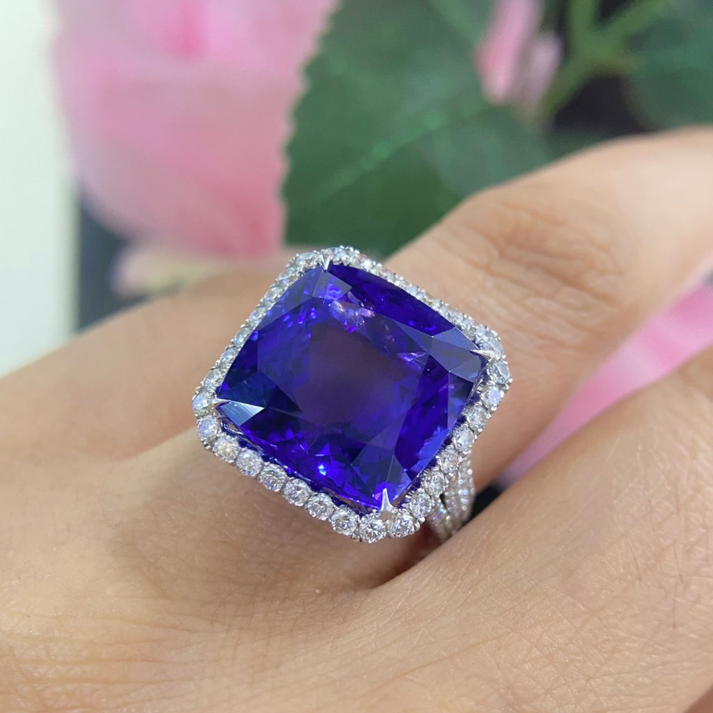 18K White Gold Cushion Cut Natural Tanzanite & Diamond Ring – 16.05CT Tanzanite / 1.55CT Diamonds | TANR011