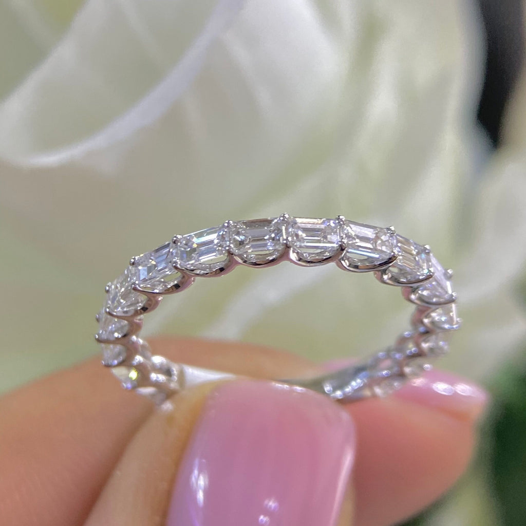 18K White Gold Emerald Cut Diamond Eternity Band – 1.33CT G-H/VS | WB110