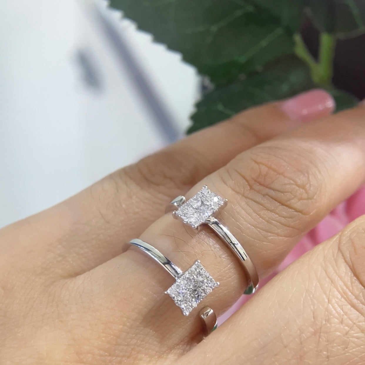18K White Gold Diamond Ring – 0.53CT | R168121