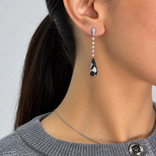 18K White Gold 0.79 Ct Black & White Diamond Drop Earrings