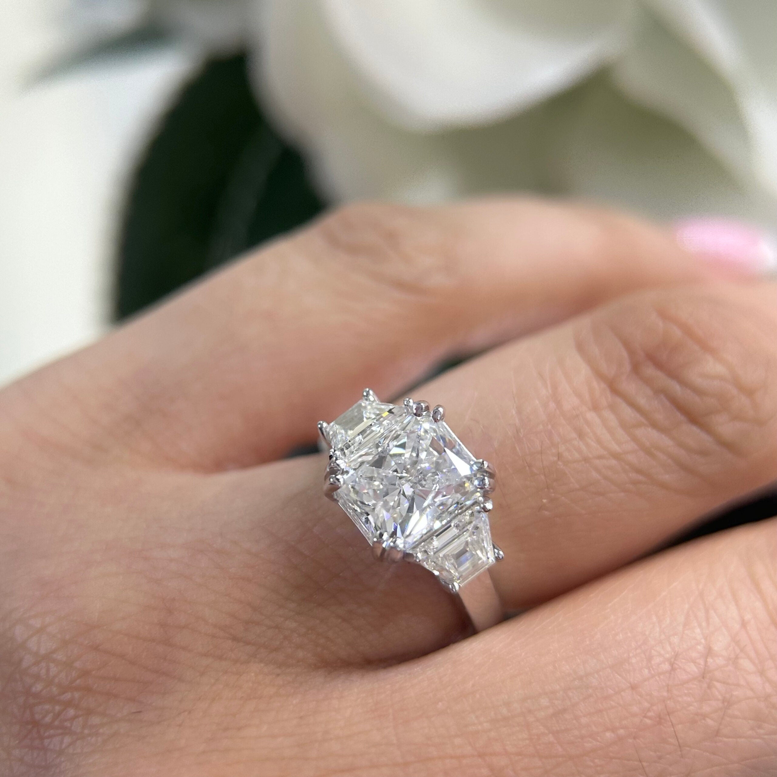 14K White Gold AGI Certified Clarity Enhanced Natural Diamond Ring – 3.01CT Center / 0.73CT Side Diamonds G/SI2 | RADER017