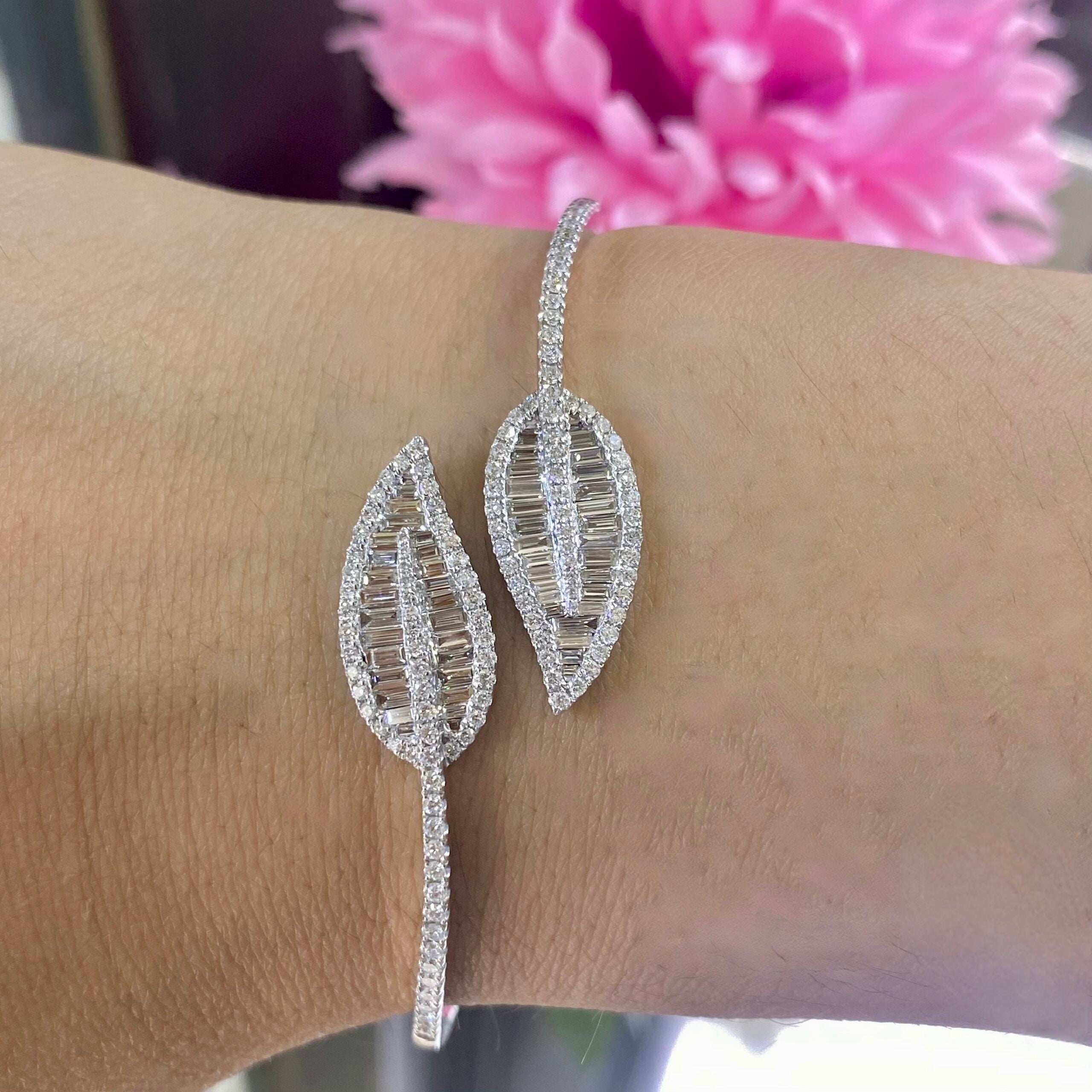 14K White Gold Bangle Bracelet with Baguette and Round Diamonds with the total of 1.61ct