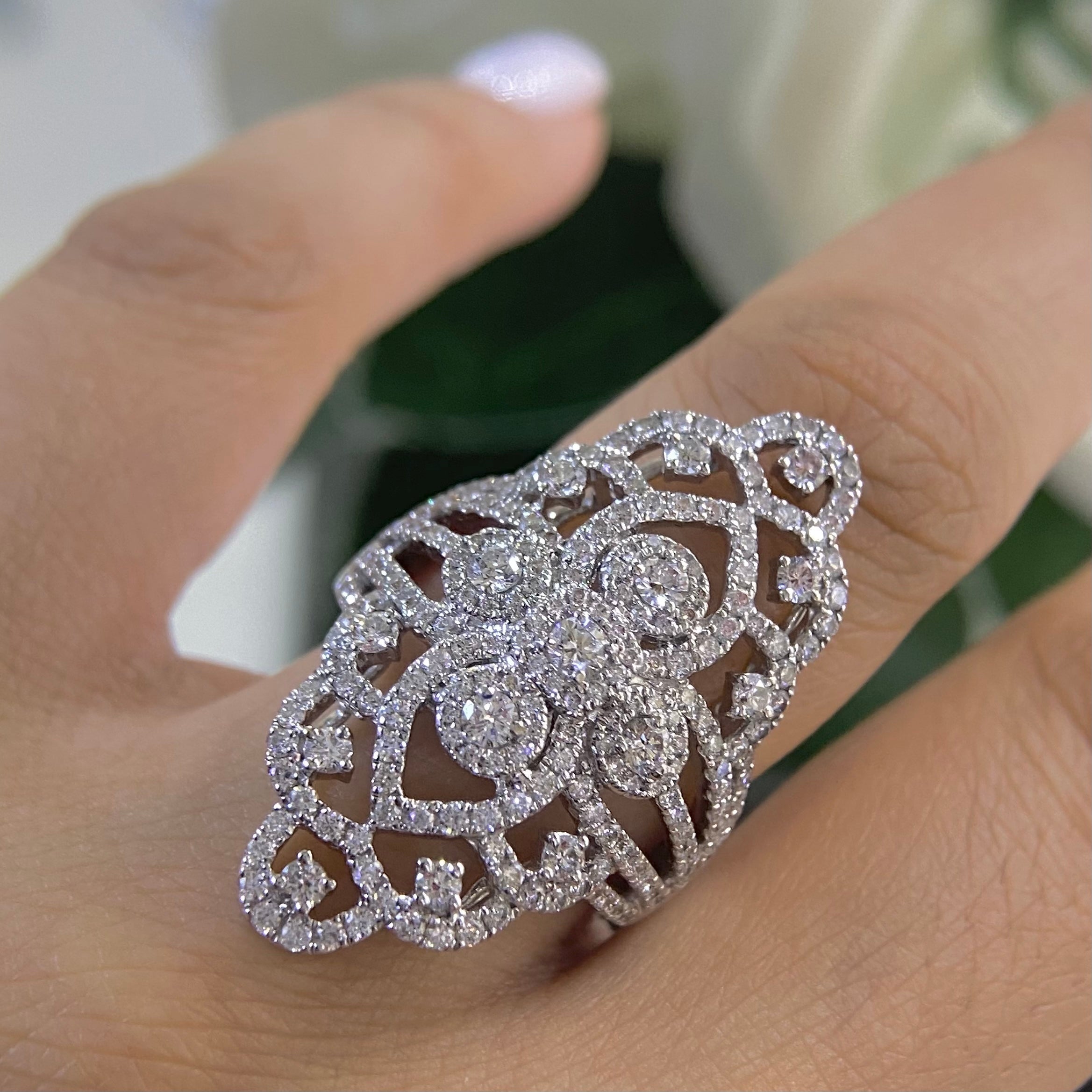 18K White Gold Diamond Ring – 2.18CT G-H/SI | DR102