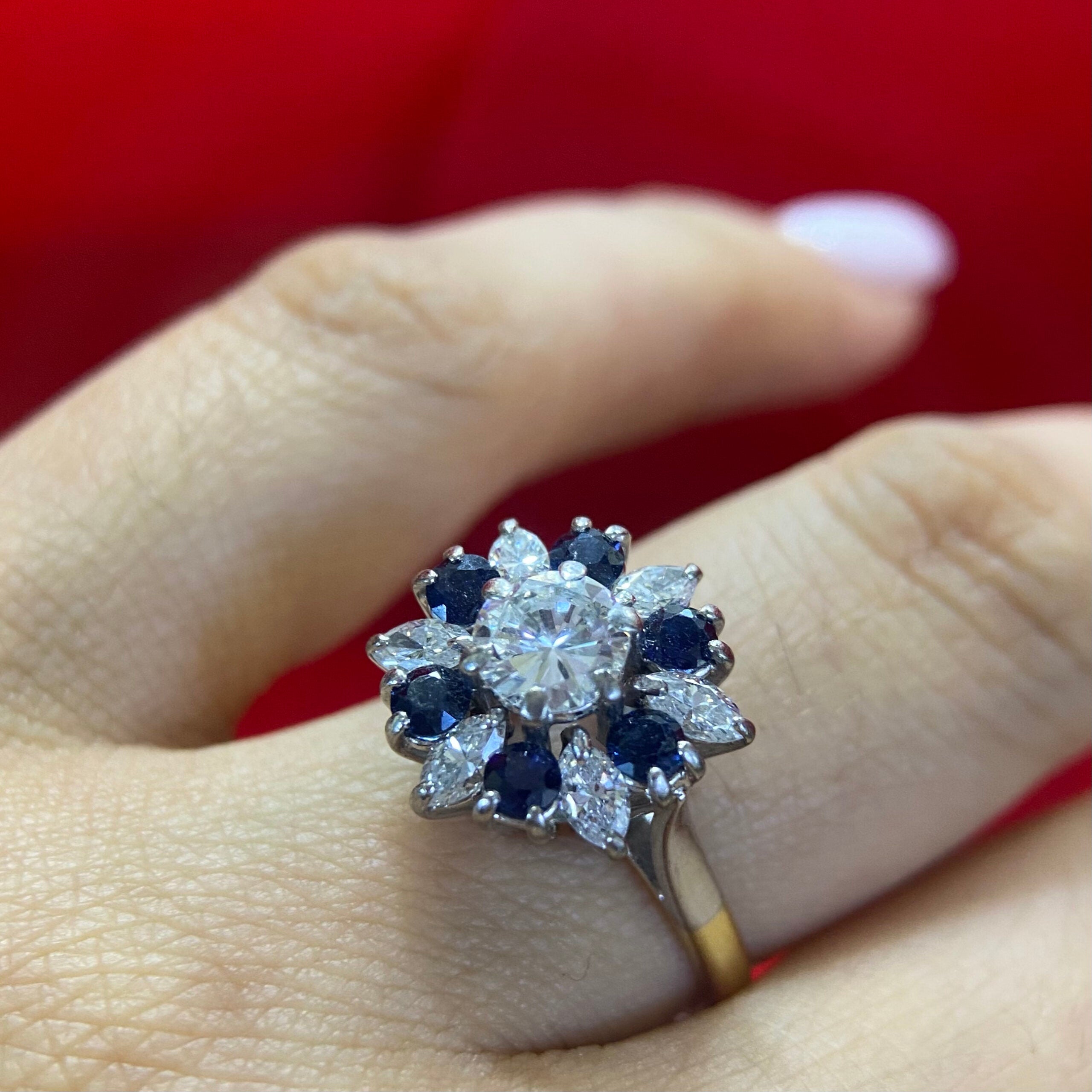 18K Yellow & White Gold Sapphire & Diamond Flower Ring – 0.60CT Sapphire / 1.00CT Diamonds | SDR007