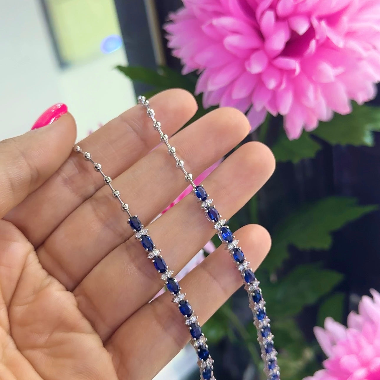 18K White Gold Sapphire Diamond Necklace 1.61ct round cut Natural diamonds G-H . Vs2-SI and 11.91ct dual shape sapphires. SDN021 NNTJ