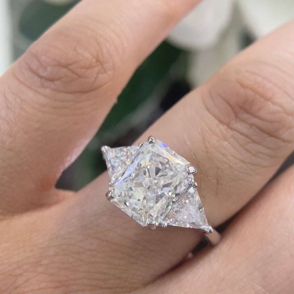 14K White Gold Three-Stone Diamond Ring with GIA Certified 5.02CT Center Diamond & 1.33CT Side Diamonds I/SI1 | RADER015 ZESZJ