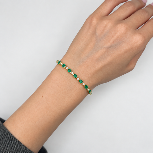18K Yellow Gold 5.60 Ct Emerald & 0.74 Ct Diamond Bracelet EMDB012 NIZJ