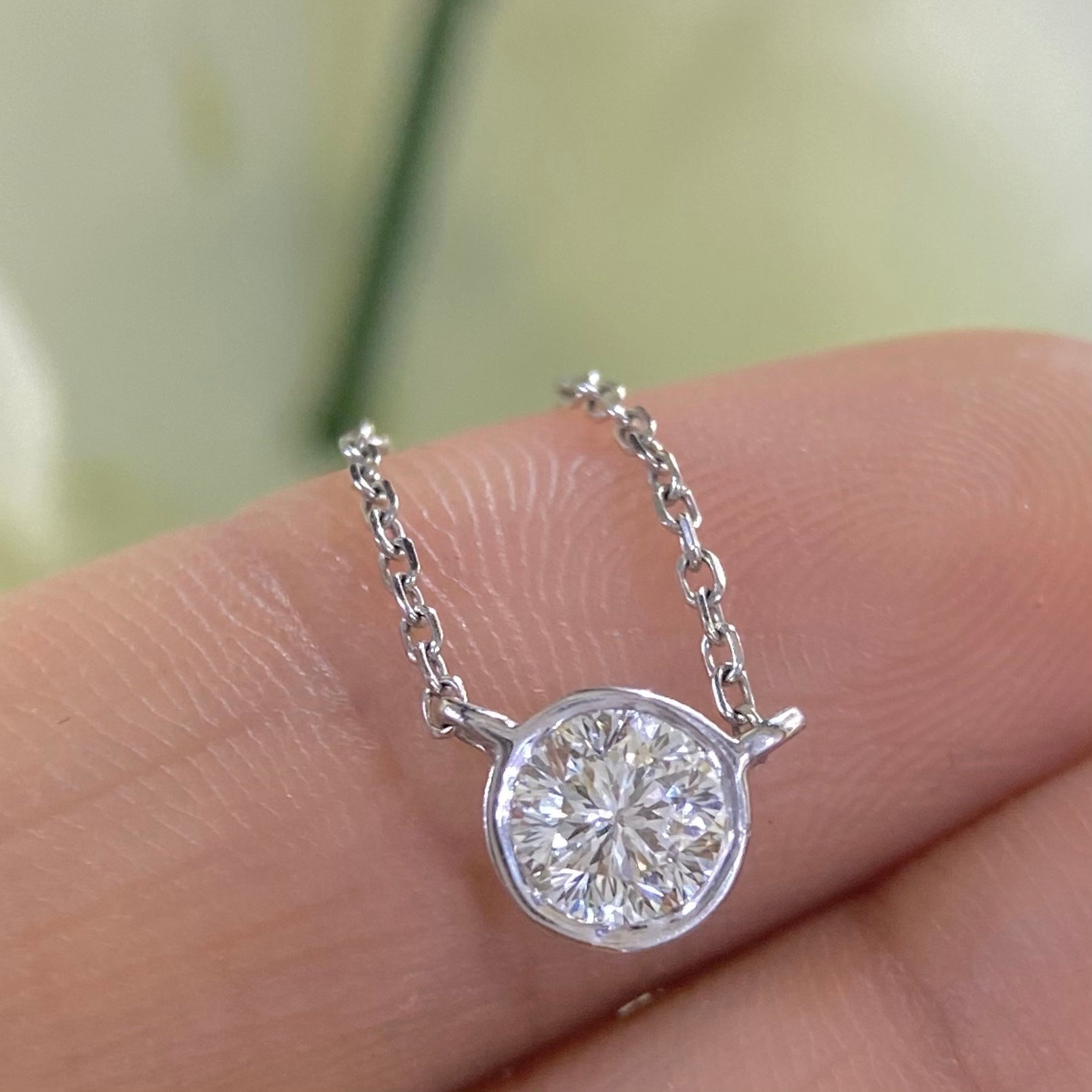 14K White Gold Bezel-Set Natural Diamond Pendant – 0.50CT I/SI1 | STJ