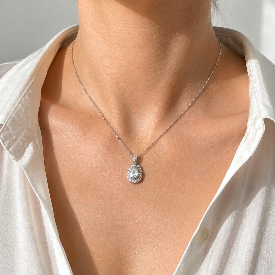 14K White Gold Pear & Round Diamond Pendant Necklace – 1.35CT GJJJ