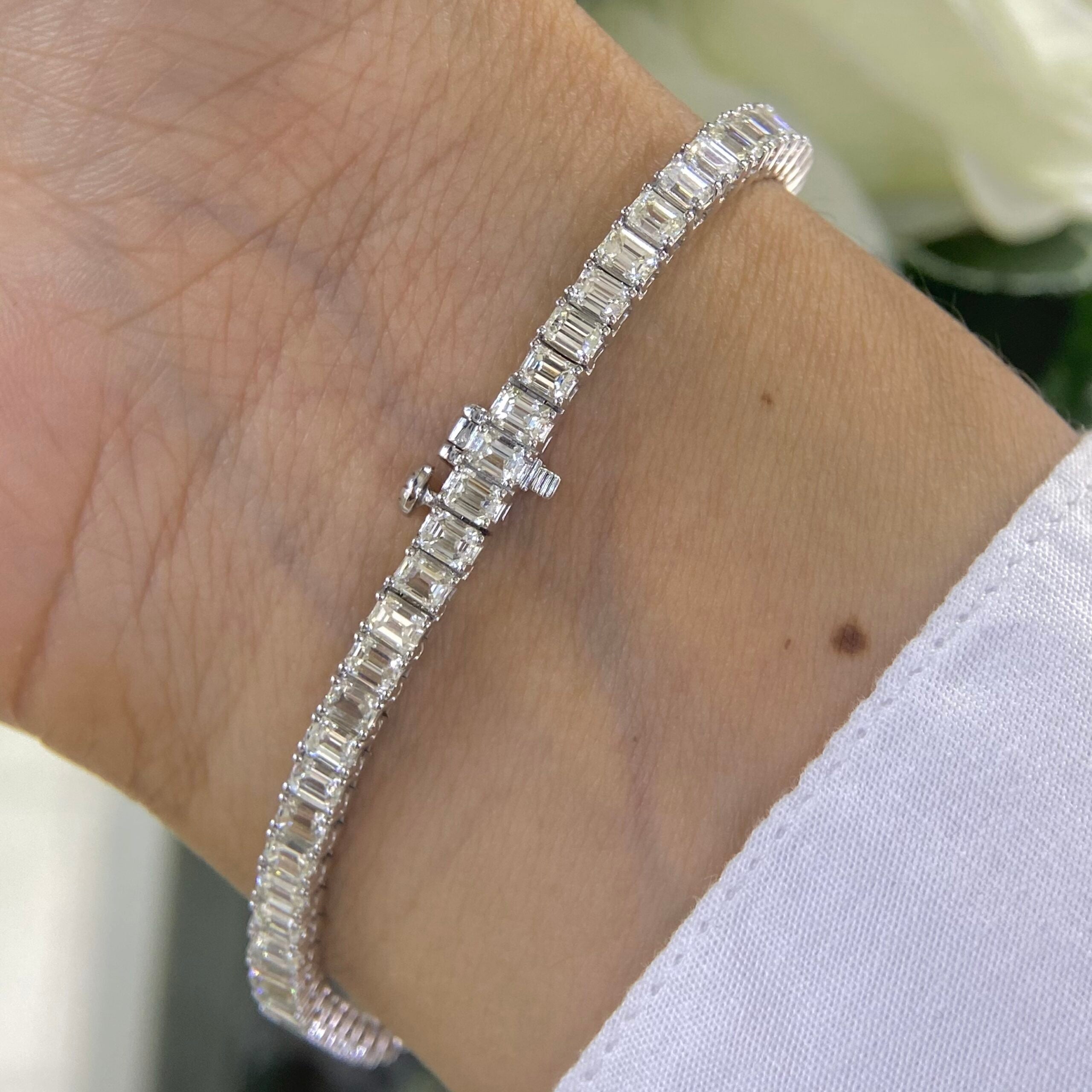 14K White Gold Emerald Cut Diamond Bracelet with 9.40CT Diamonds DB083 TZTJ