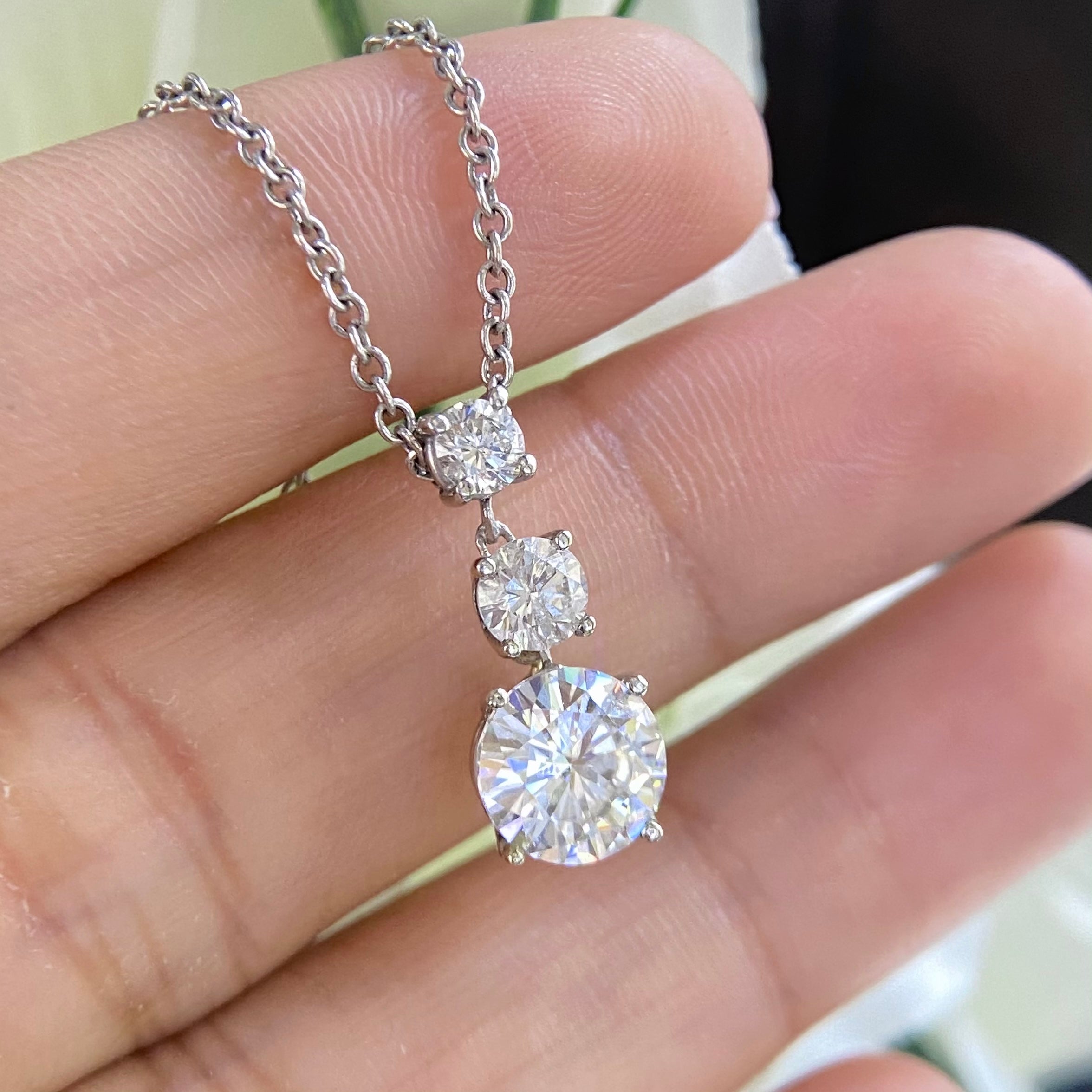 14K White Gold 3 stone Diamond Pendant DP045 ZJJJ