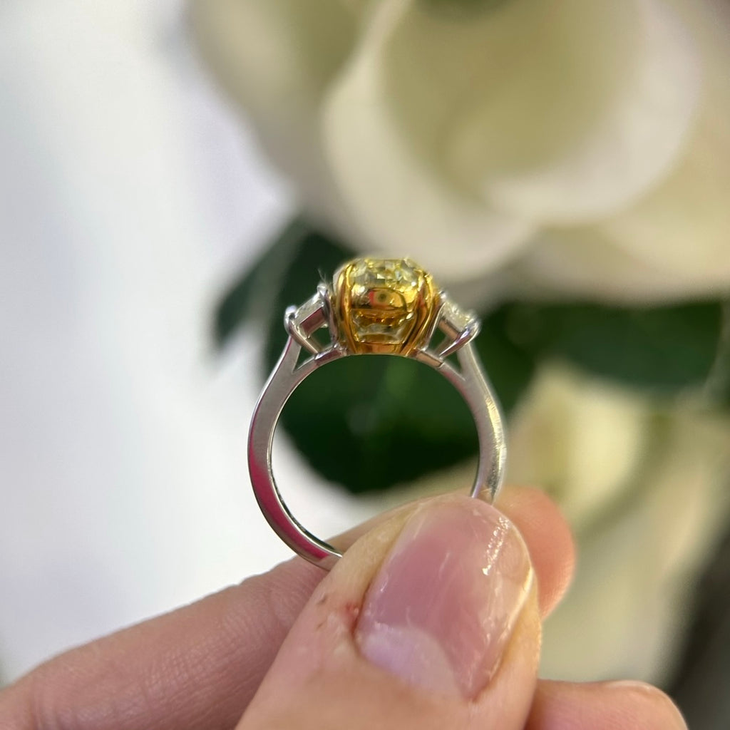 Platinum GIA Certified Fancy Yellow Diamond Ring – 4.01CT Center | BA766TS