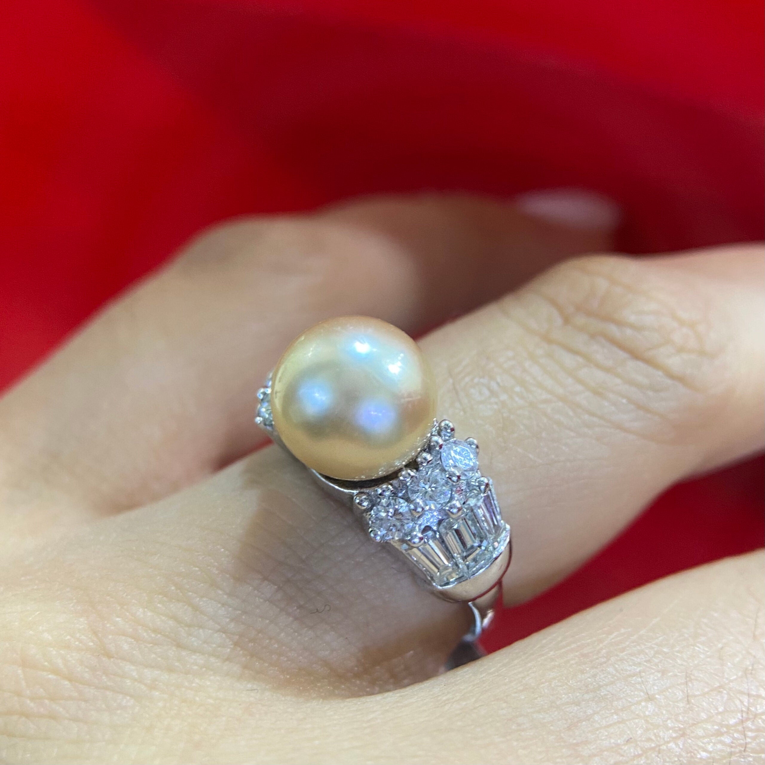 18K White Gold Natural Pearl & Diamond Ring – 1.10CT Diamonds | PEARL01