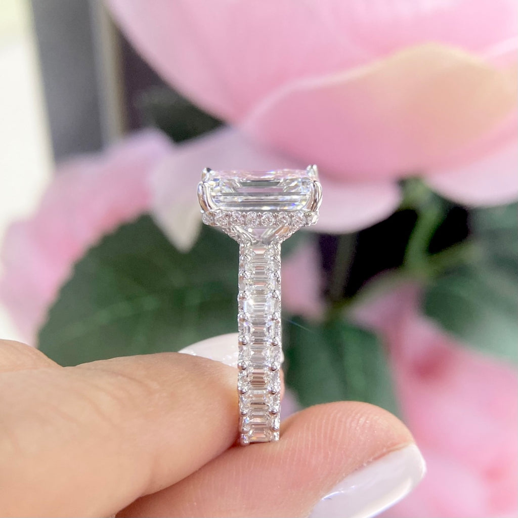 18K White Gold Emerald Cut Lab-Grown Diamond Ring – 5.04CT Center / 2.31CT Side Diamonds D/VS1 | EMER011