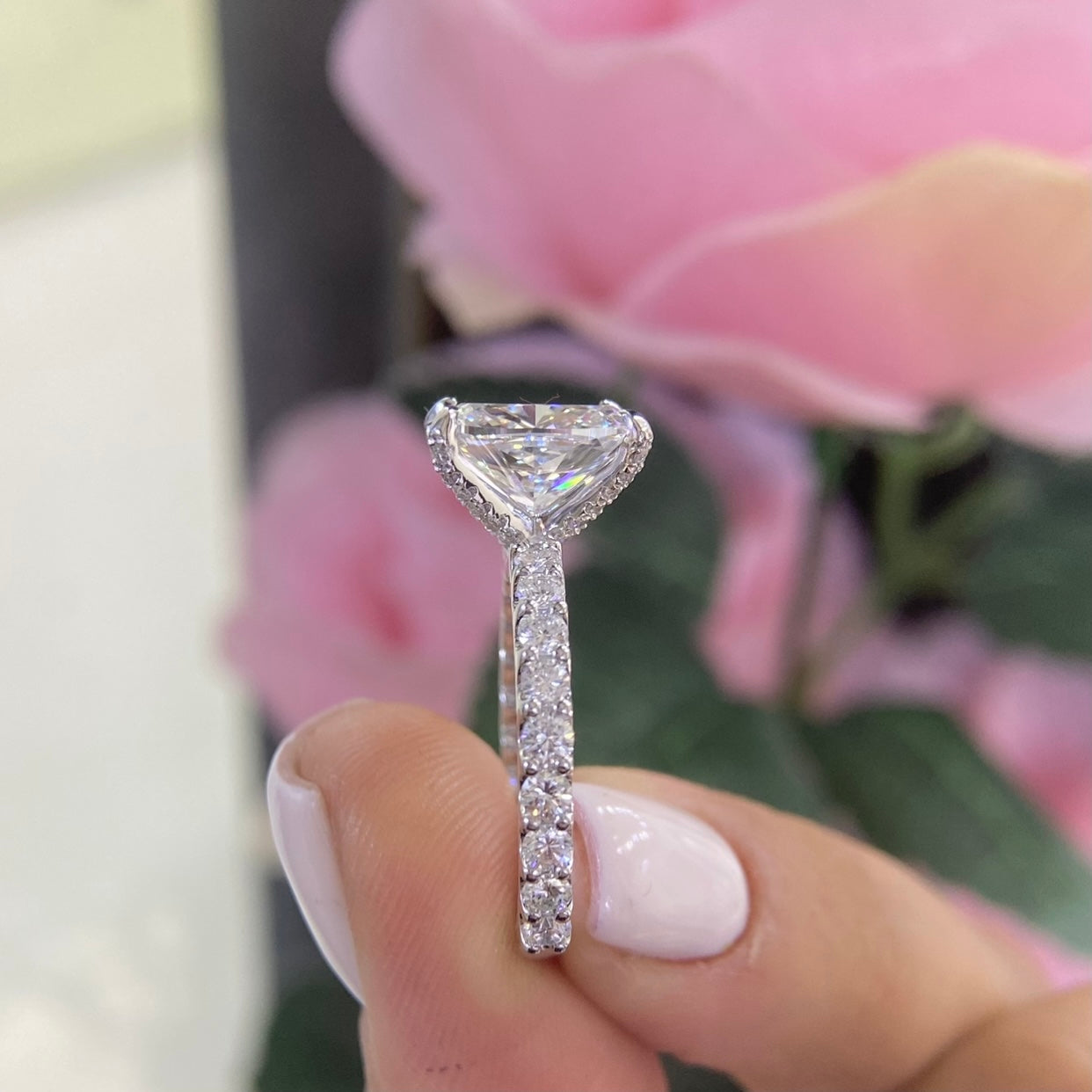 18K White Gold Cushion Cut Lab-Grown Diamond Ring – 3.33CT Center / 1.06CT Side Diamonds E/VS1 | CUSHDR0025