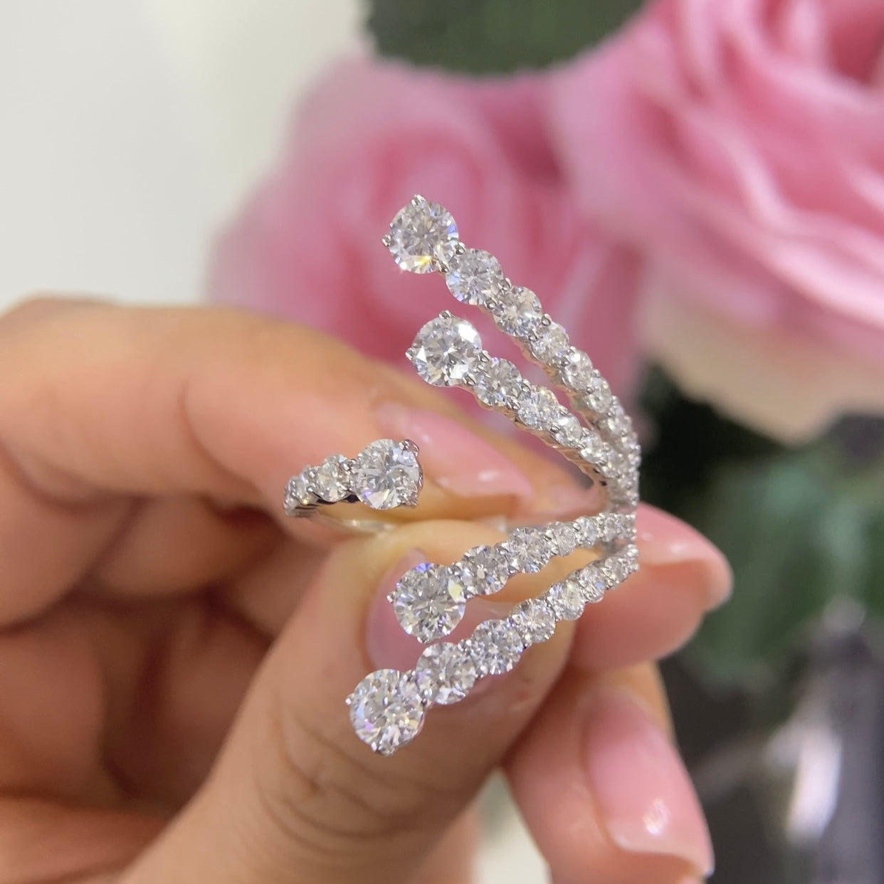 18K White Gold Diamond Fashion Ring – 3.56CT | DR454 NIJJ