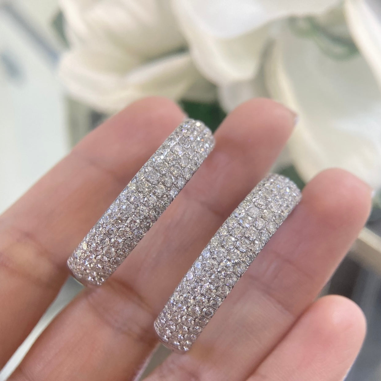 14K White Gold Diamond Hoop Earrings – 12.07CT  DIER0181 IIJJJ