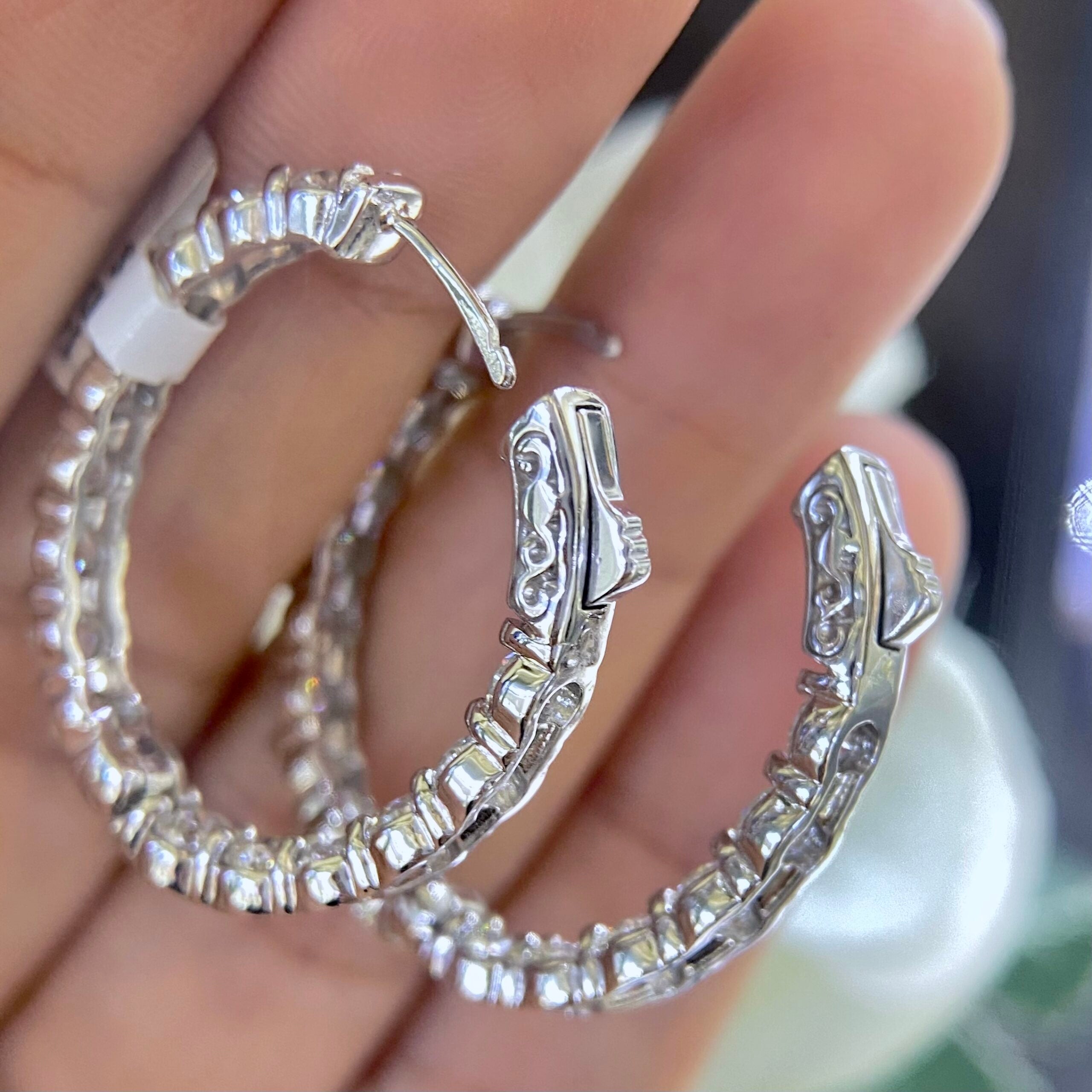 14K White Gold Oval Diamond Hoop Earrings – 5.50CT DIER0122 NAJJ