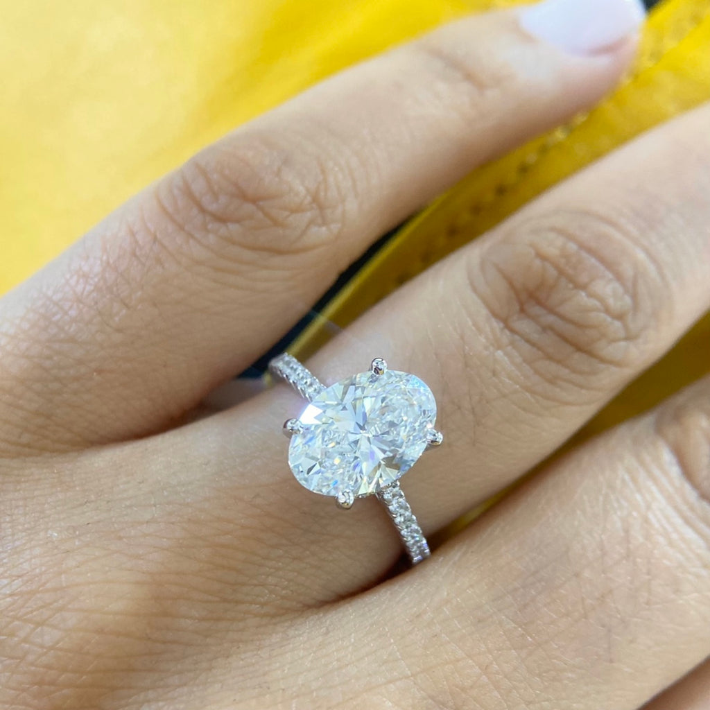 18K White Gold Oval Lab-Grown Diamond Ring – 3.07CT Center / 0.39CT Side Diamonds E/VS1 | OVER023