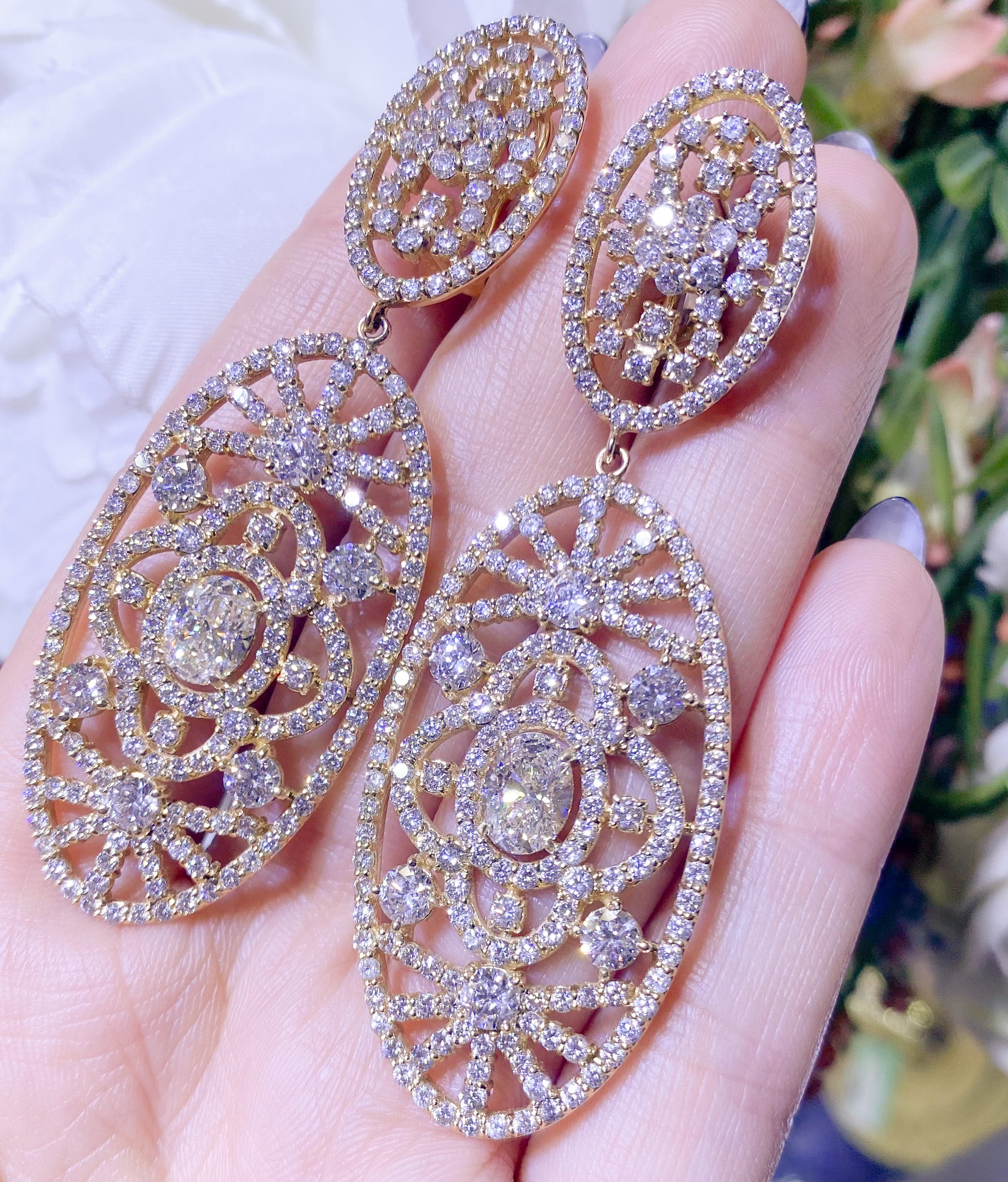 14KT Yellow Gold Diamond Earrings Featuring 2.08CT of GIA-Certified Diamonds (H/SI2), Accented by 10.15CT of Natural Diamonds DIER0186 IITJJ