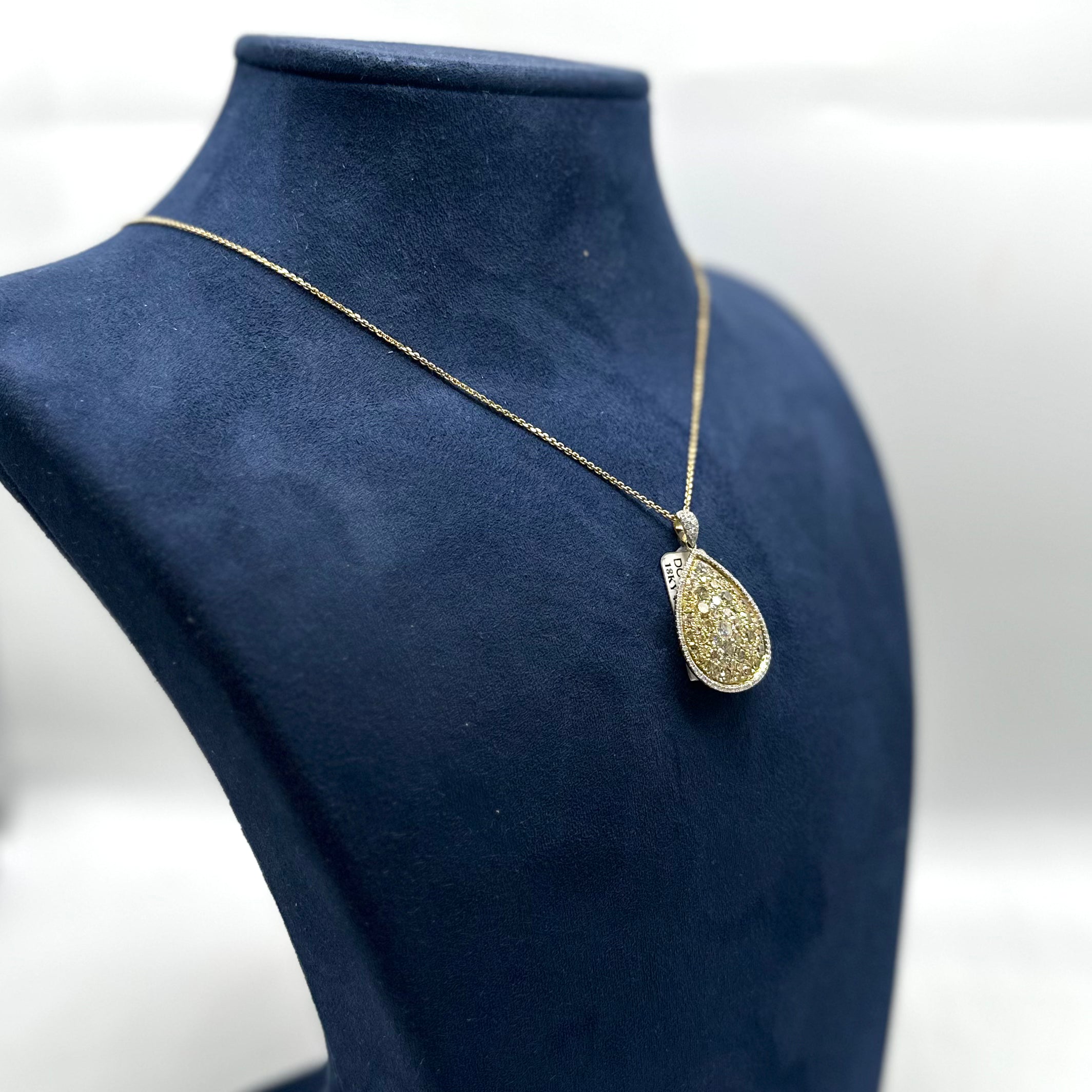 18K Yellow Gold Diamond Pendant Necklace with 2.94 CT Total Diamonds DP020 GNTJ