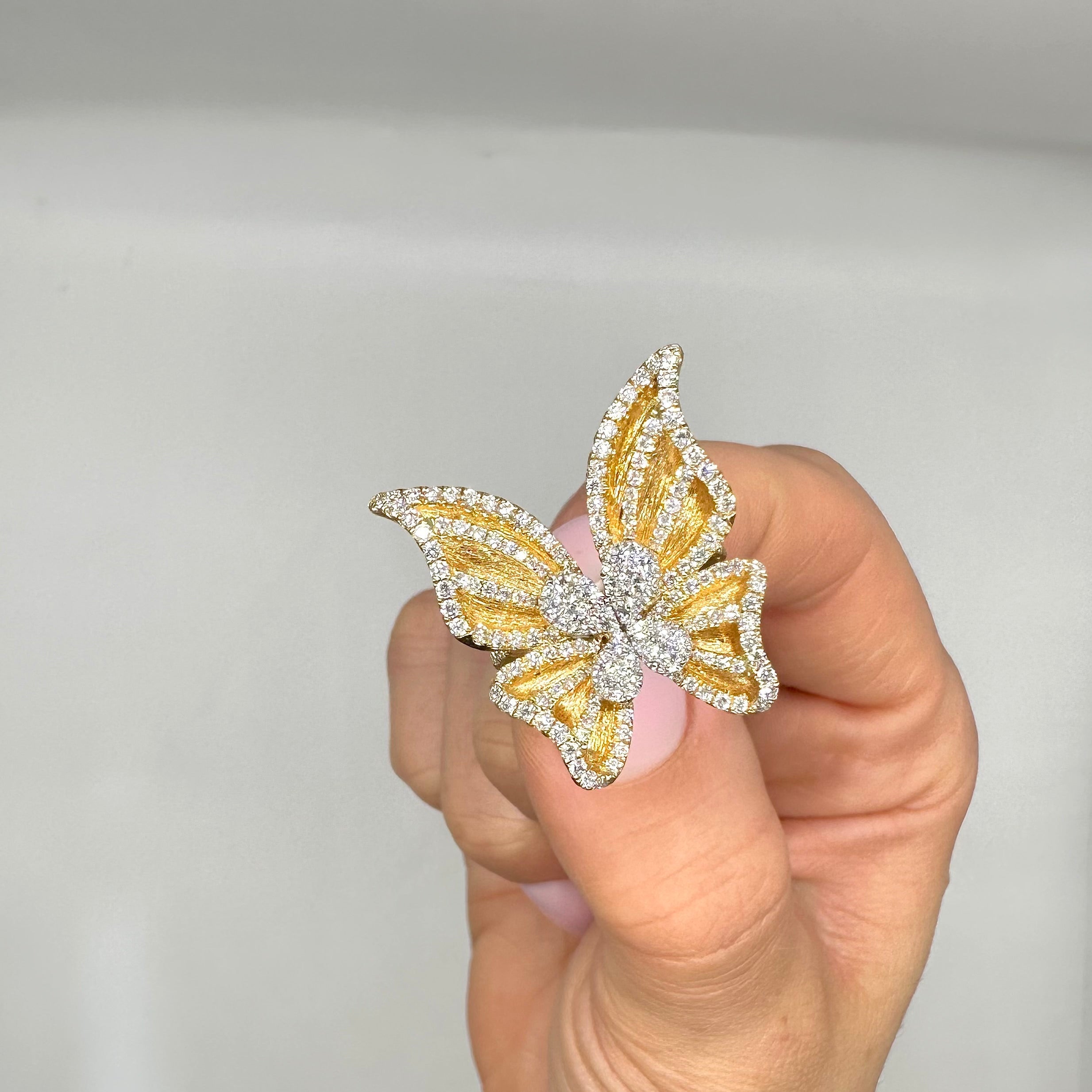 18K Yellow Gold Diamond Butterfly Ring – 1.65CT Total Diamonds IZJJ
