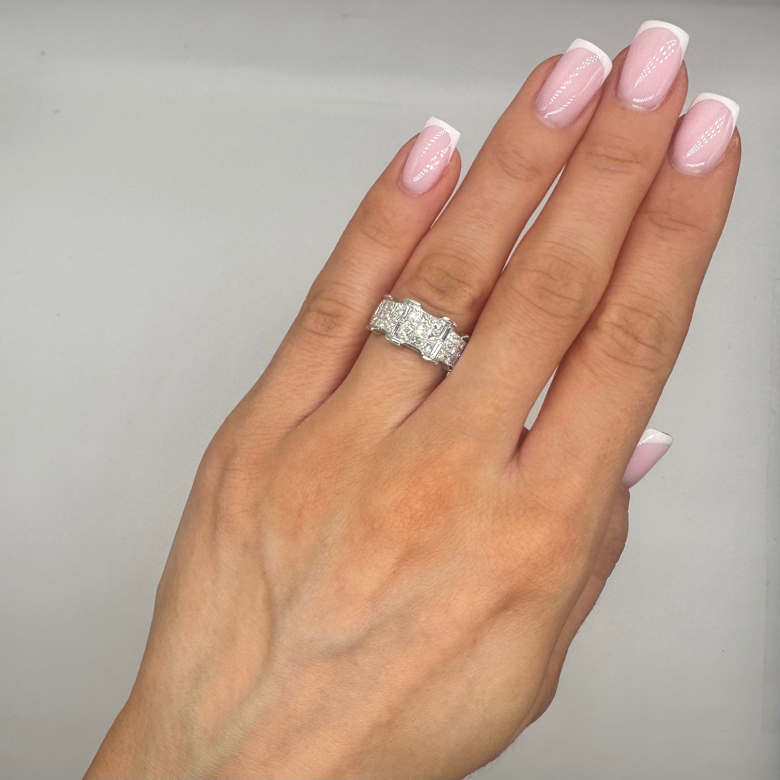 18K White Gold 2.10 CT Diamond Ring – F–G Color, VS2–SI1 Clarity WB0137 GIJJ