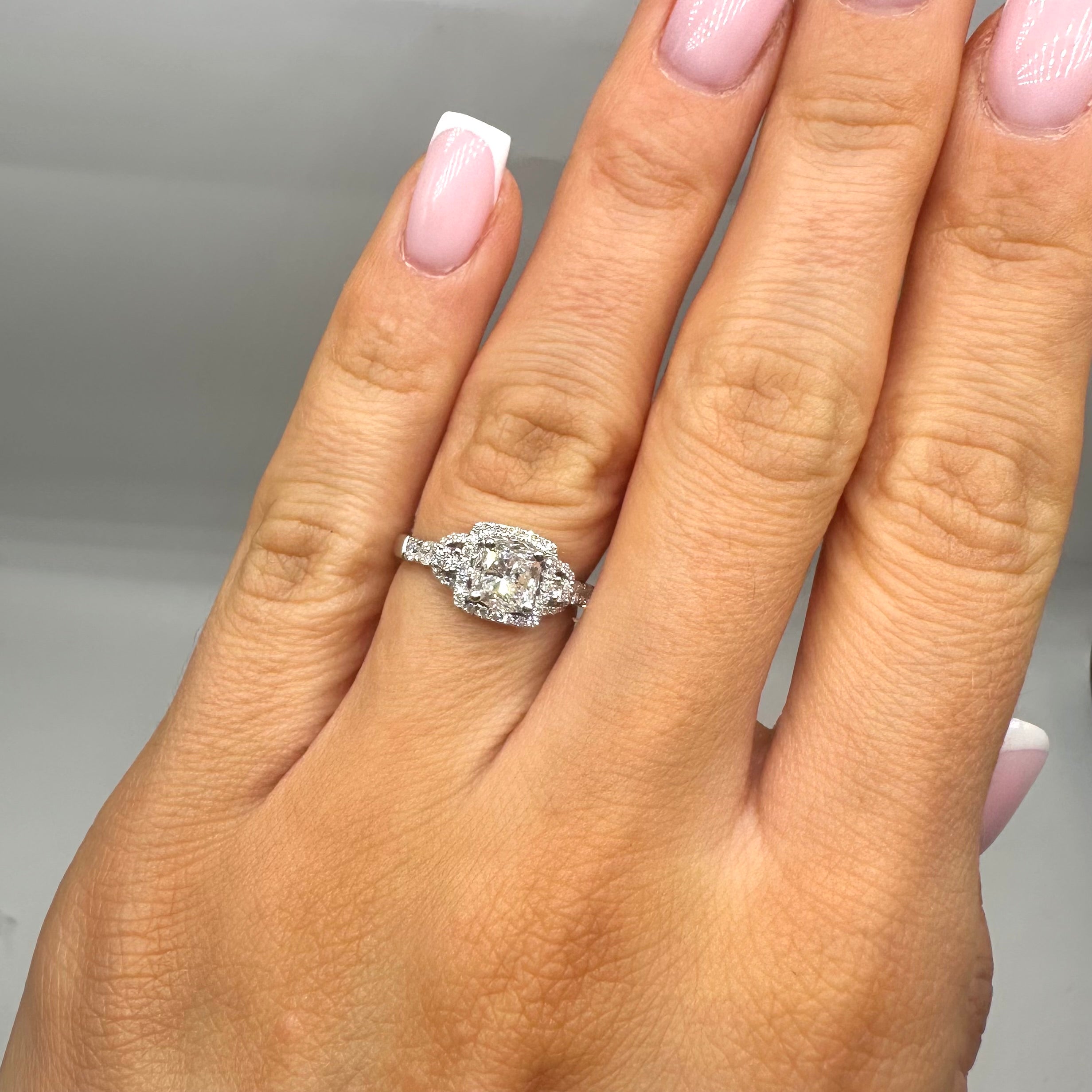 14K White Gold 1.40CT Diamond Ring  CUSHDR025 IATJ