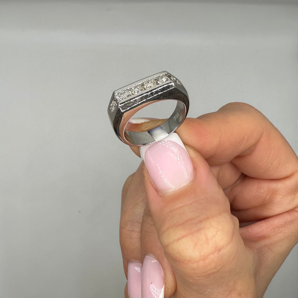 Platinum 0.90CT Diamond Ring WB018 IAJJ