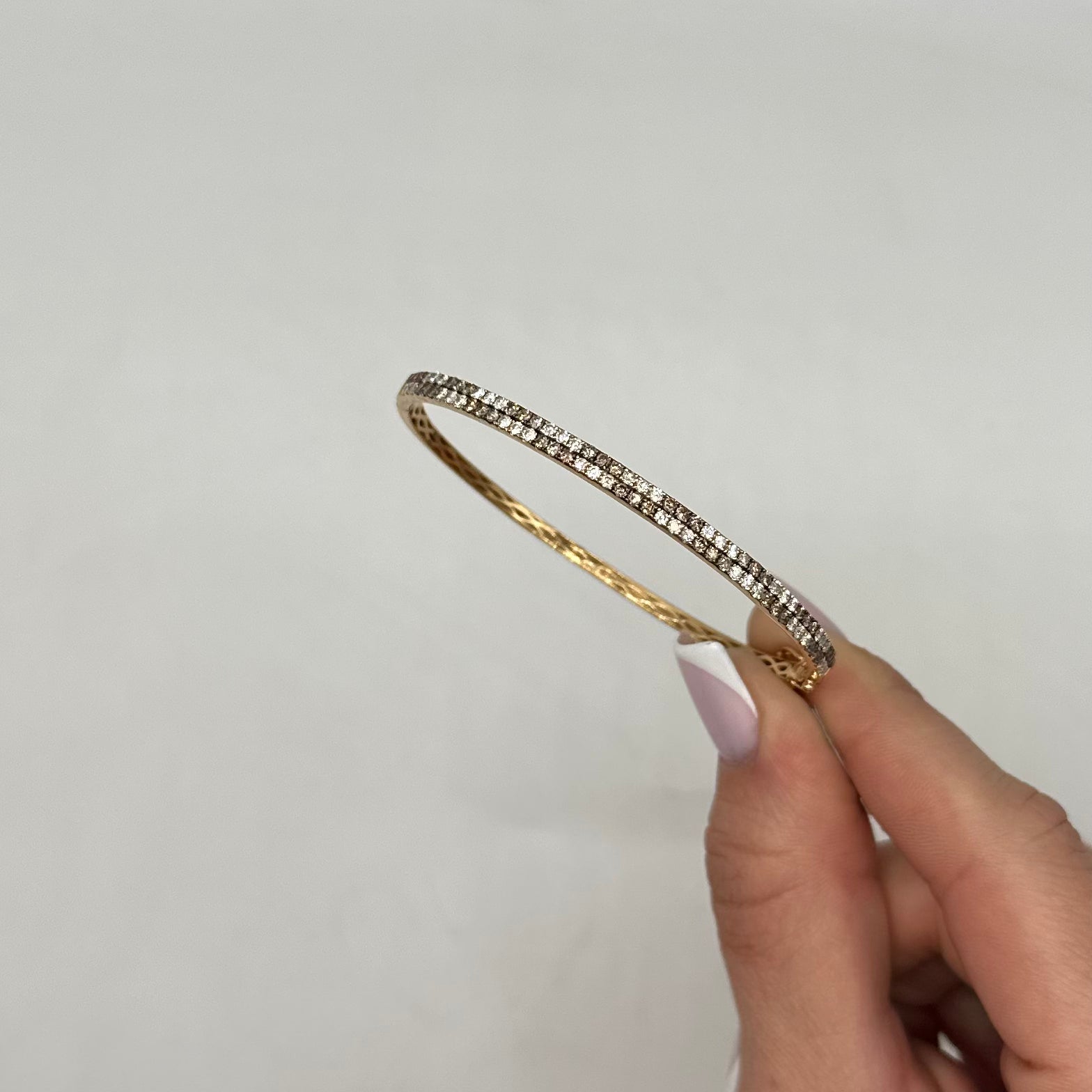 18K Yellow Gold Diamond Bangle Bracelet – 1.76 CT DB031 IZJJ