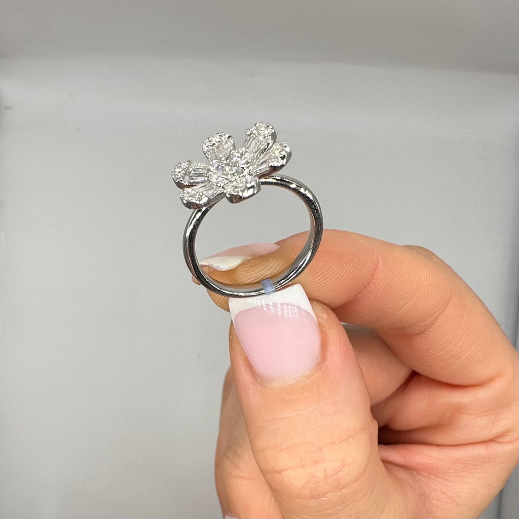 14K White Gold Diamond Floral Ring 0.99CT PJR53531B-032