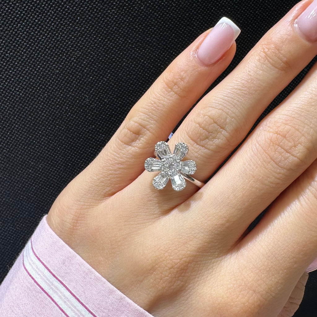 14K White Gold Diamond Floral Ring 0.99CT PJR53531B-032
