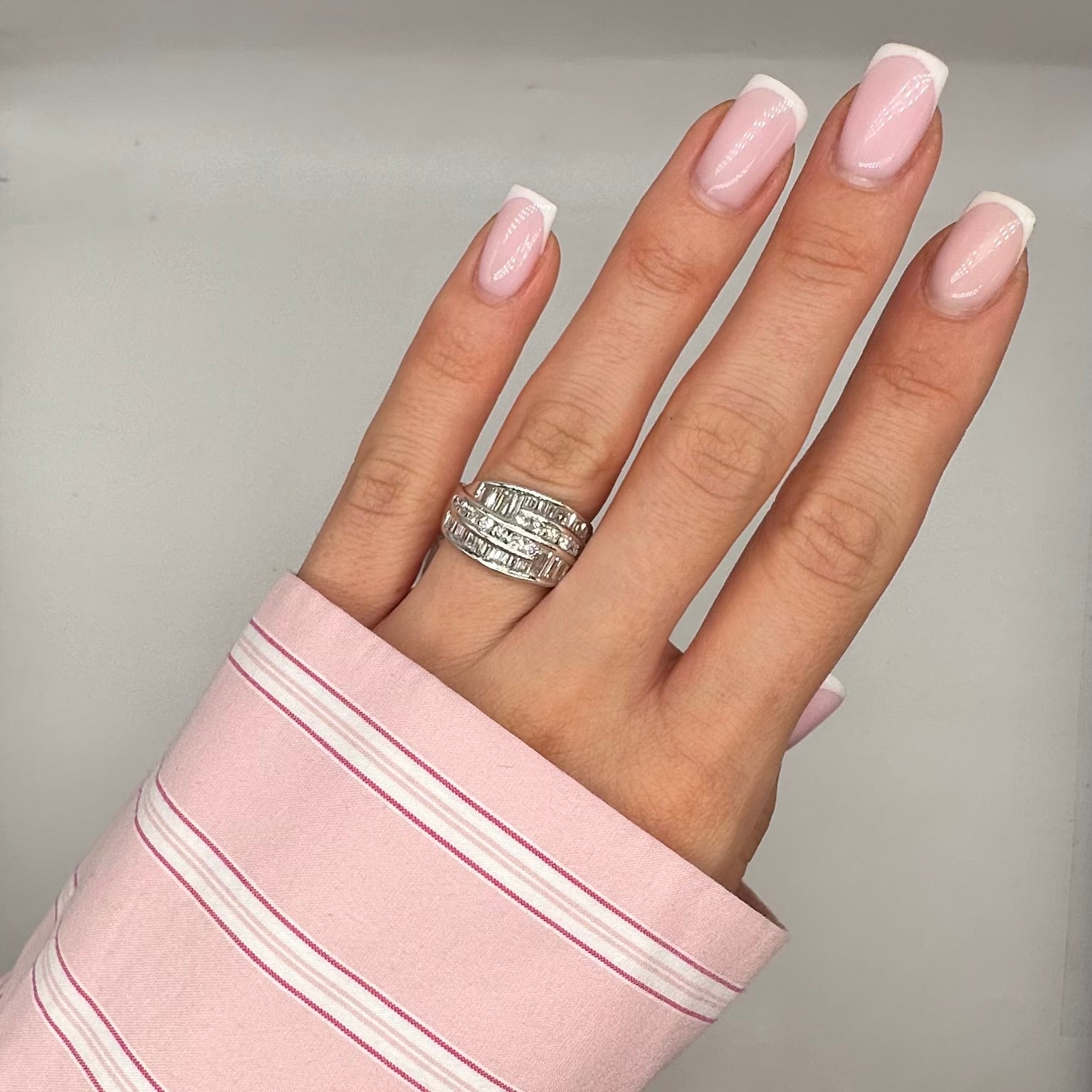 14K White Gold Baguette & Round Diamond Ring – 2.20CT WB288 IGJJ