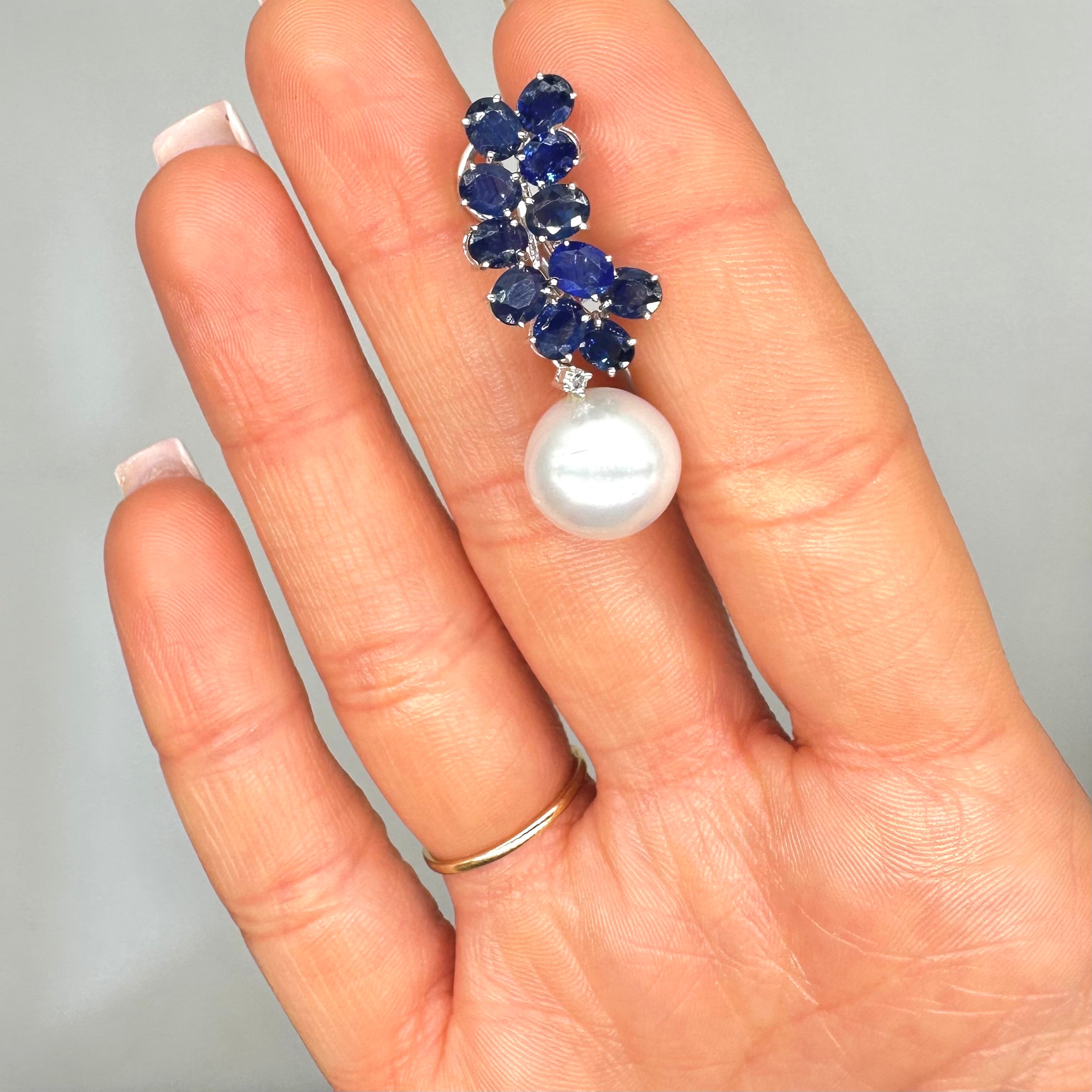 18K White Gold Sapphire & Diamond Earrings – 9.18 CT Sapphires  LE5028BS-3