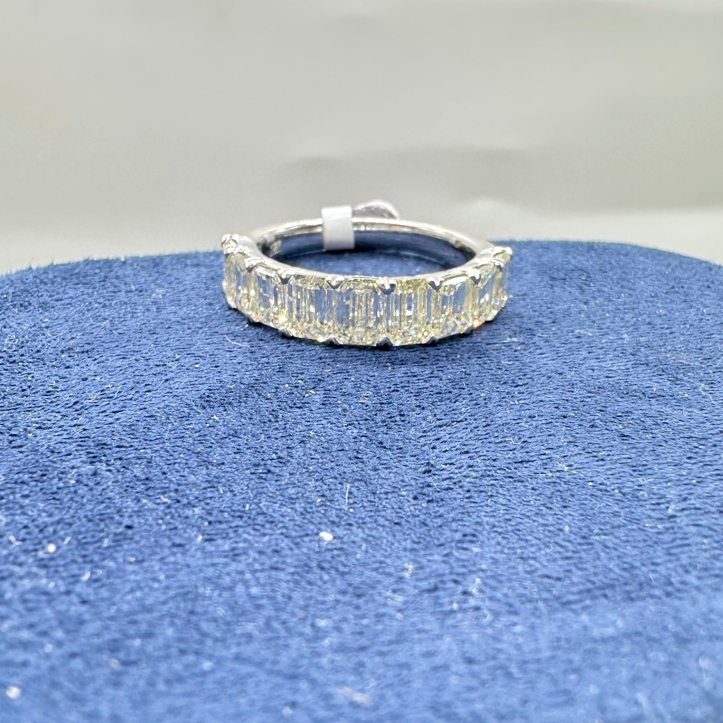 18K White Gold 3.12CT Emerald Cut Diamond Band Ring WF142095