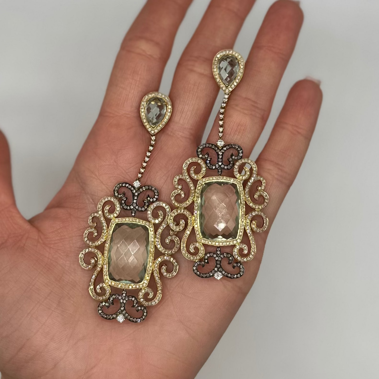 18K Yellow Gold Green Amethyst & Diamond Earrings – 47.31 CT NJJJ EA5916