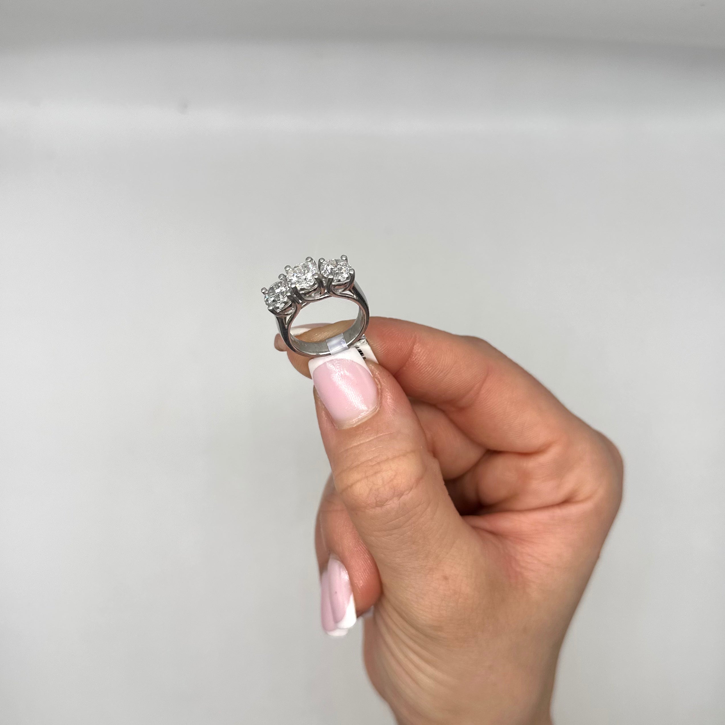 Platinum Ring with 3.18CT Round Diamonds | Size 5.5 DR108 ETJJ