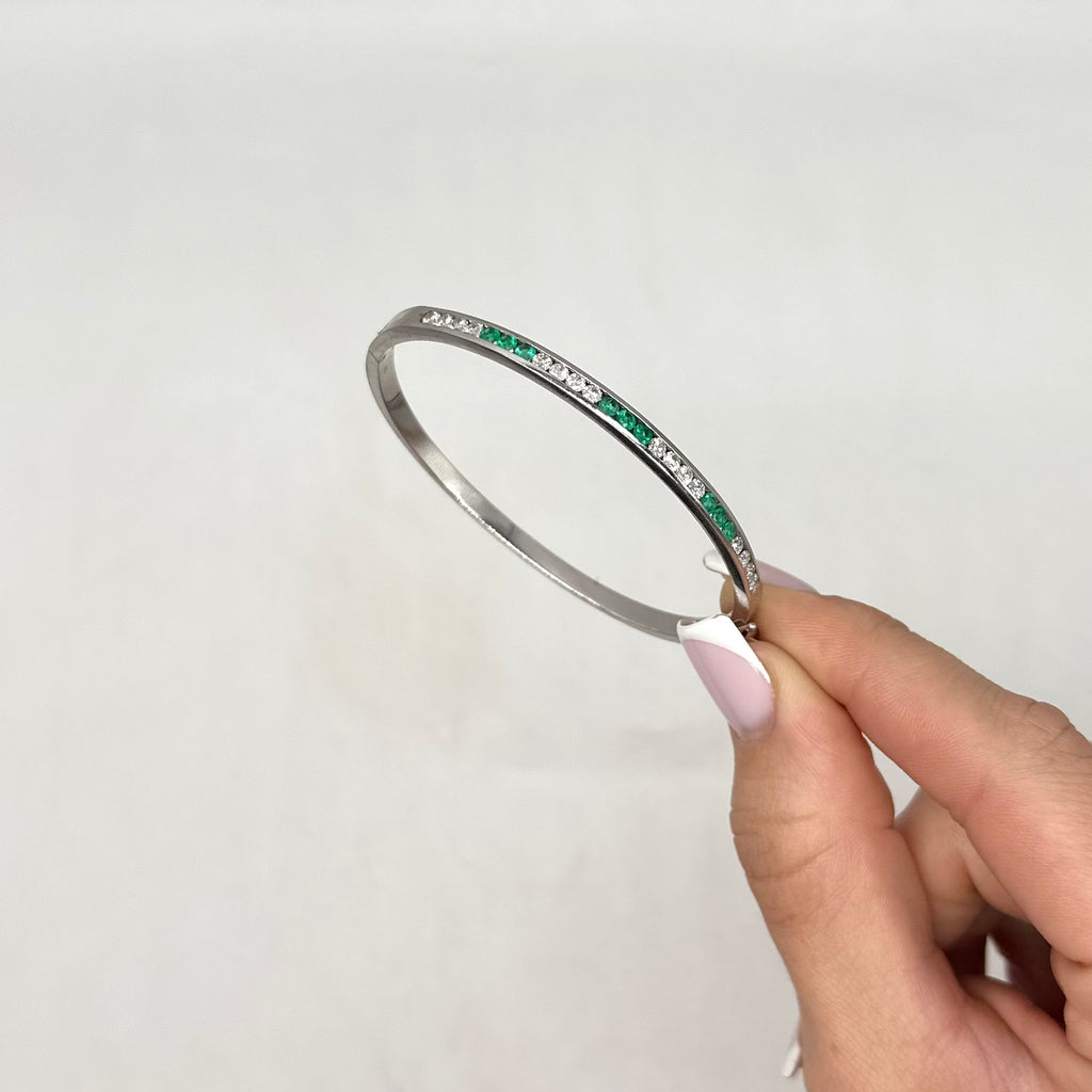 14K White Gold Diamond & Emerald Bangle Bracelet – 1.25 CT Diamonds & 1.30 CT Emeralds EMDB02 IZTJ