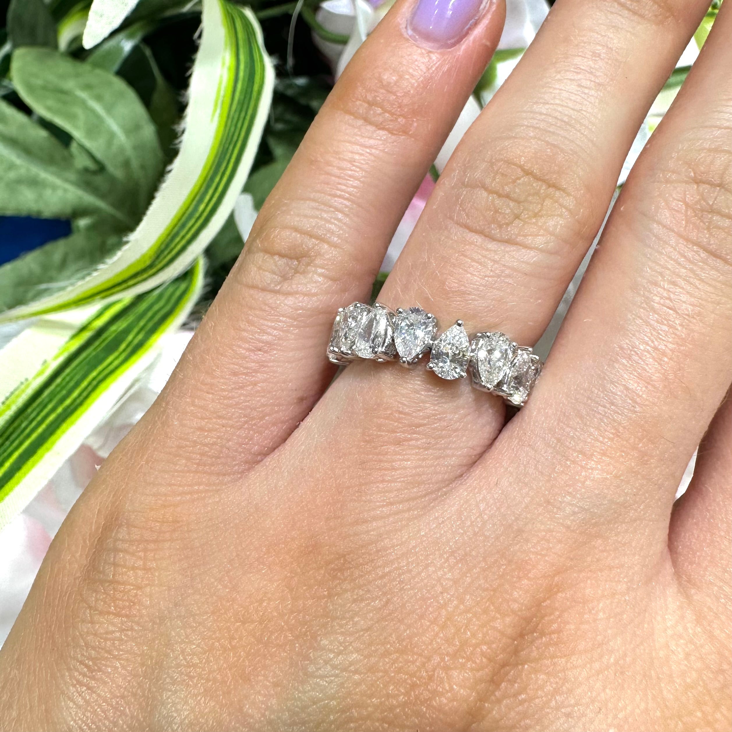 4.29ct Pear cut Diamond Ring in 18k White Gold