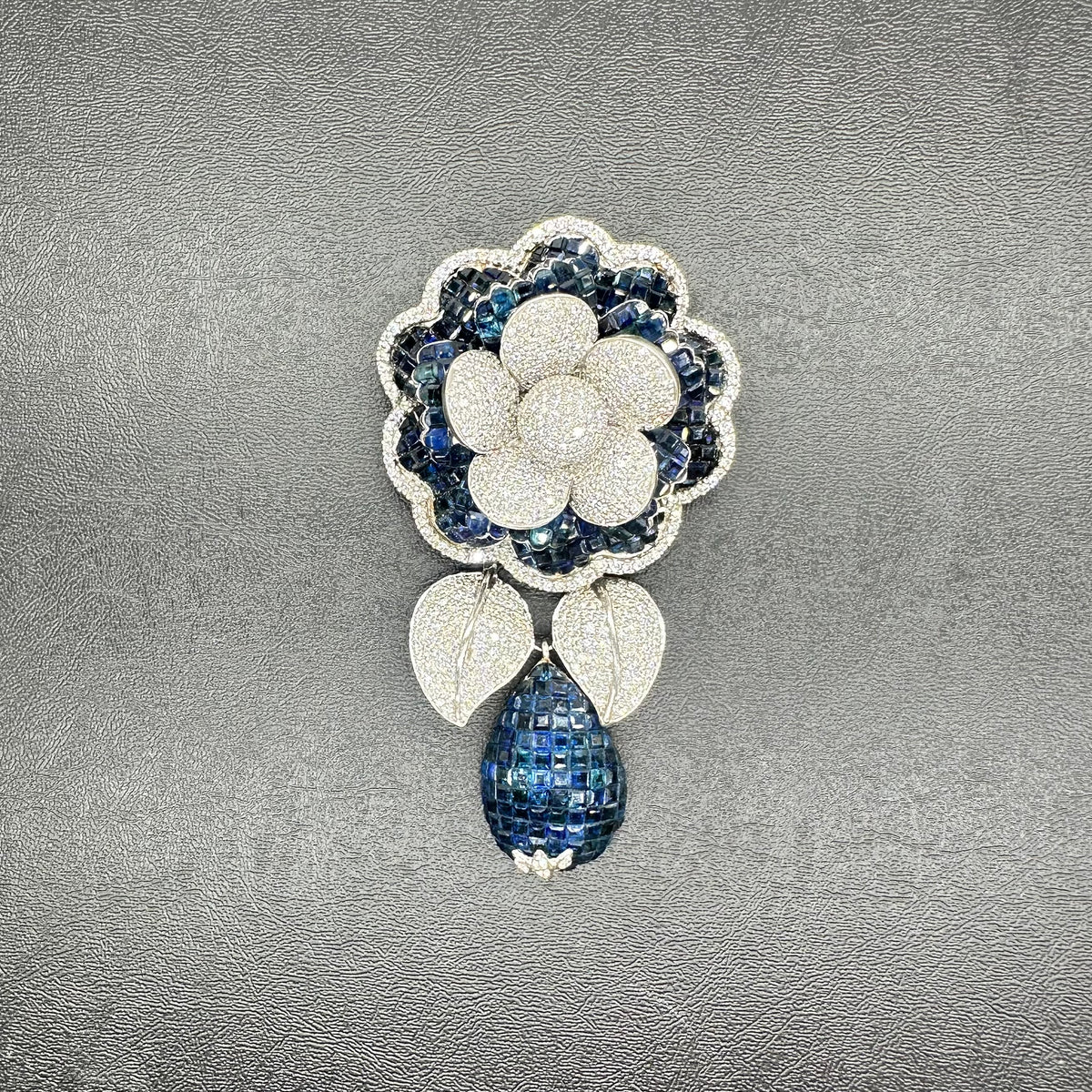 18K White Gold Diamond & Sapphire Floral Pin/Pendant – 8 CT Diamonds, 24 CT Sapphires