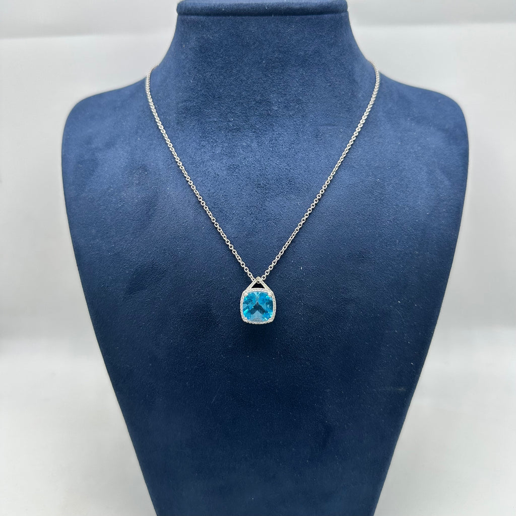 14K White Gold 5.50ct Blue Topaz Pendant Necklace in 0.30ct in Diamonds ZTJ