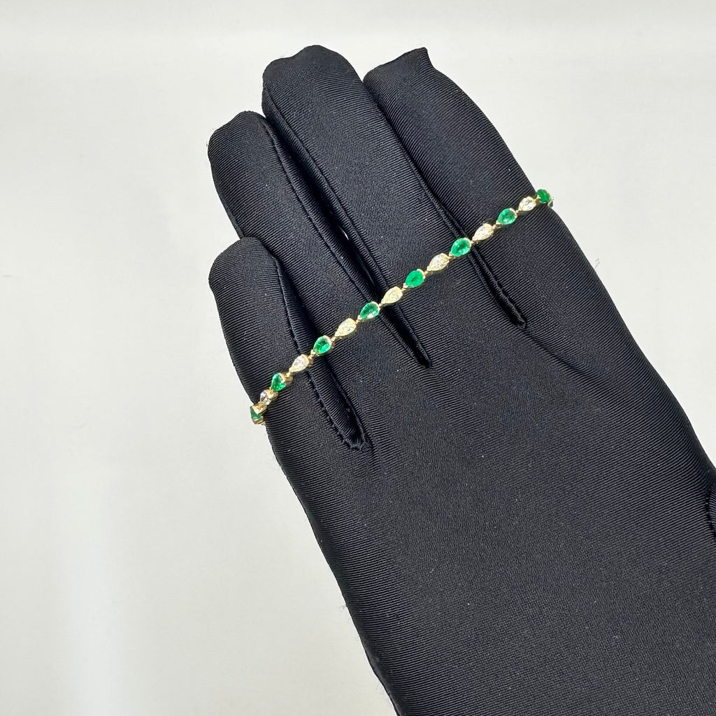 18KT Yellow Gold Emerald & Yellow Diamond Bracelet – EMDB010 GJTS