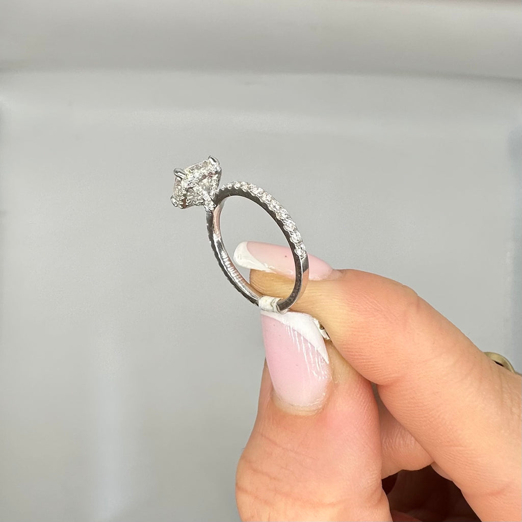 18K White Gold 2.37 CT Cushion Cut Diamond Ring – 1.72CT Clarity Enhanced Center Diamond CUSHDR0021 NGJJ