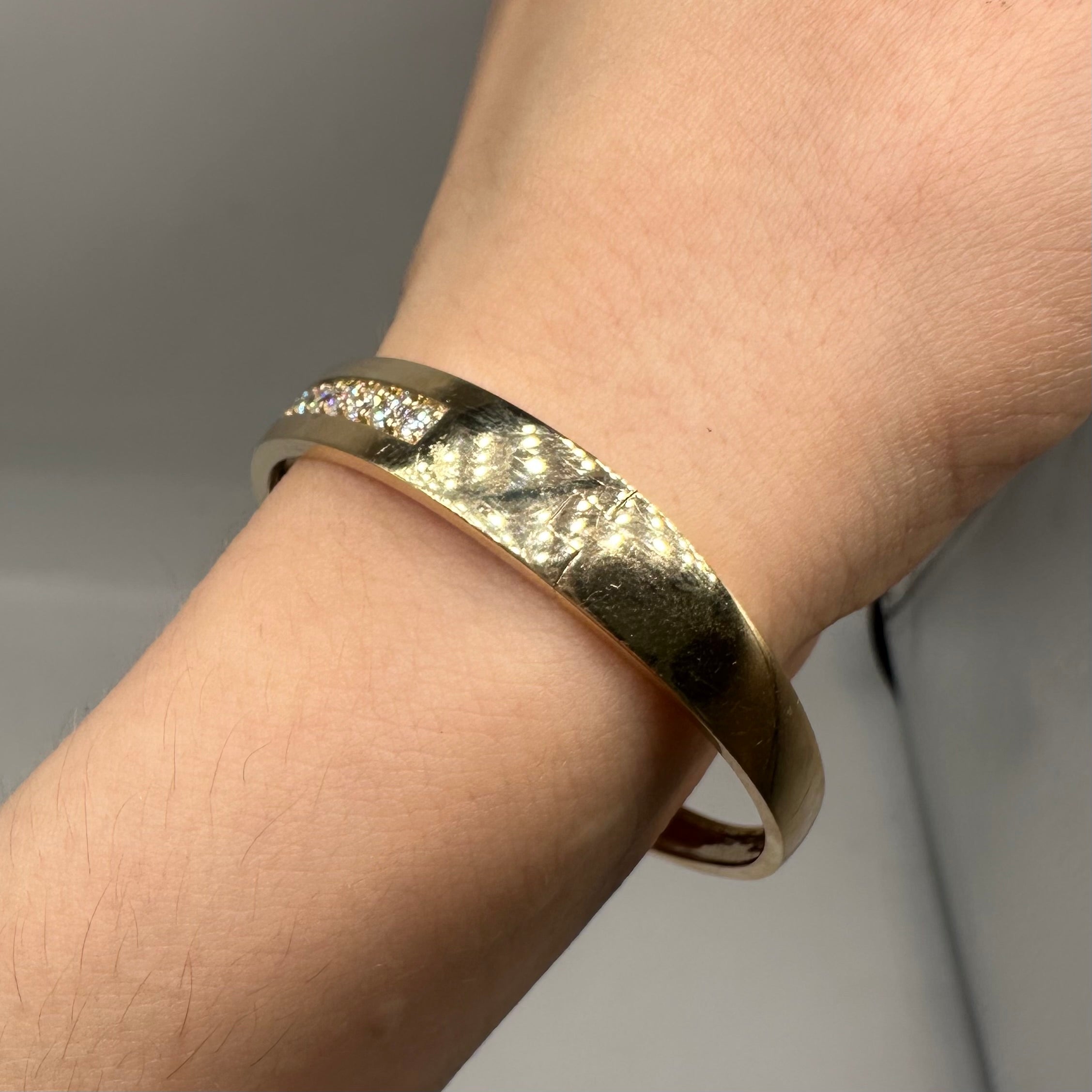 14K Yellow Gold 1.70CT Natural Round Diamond Bangle Bracelet KVB00123-003 NSAJ