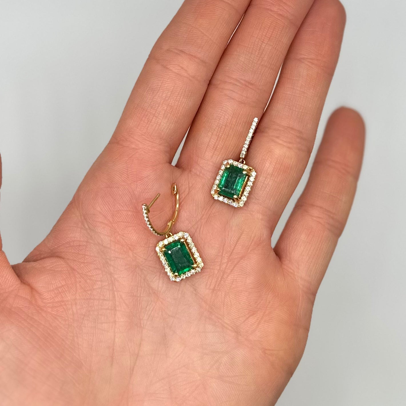 18K Yellow Gold Emerald & Diamond Earrings – 4.65 Ct Emeralds & 0.61 Ct Diamonds EMER019 NTJJ