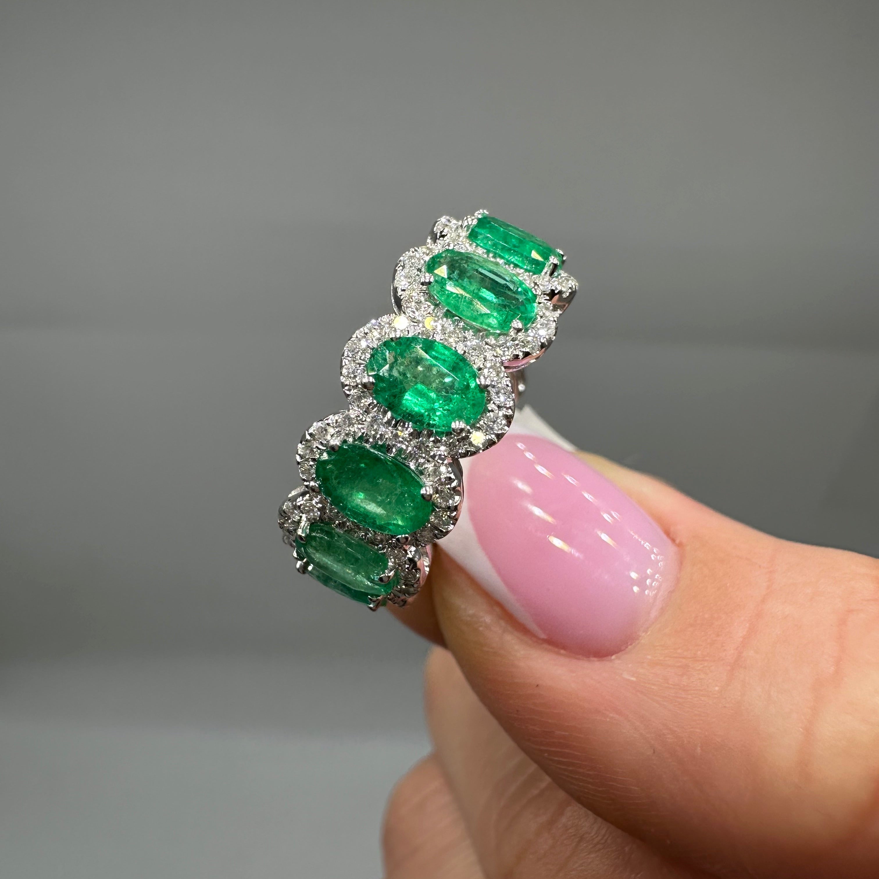 18k White Gold Eternity Band with Natural Diamonds and Natural Emeralds  EMDR031 ILTJ