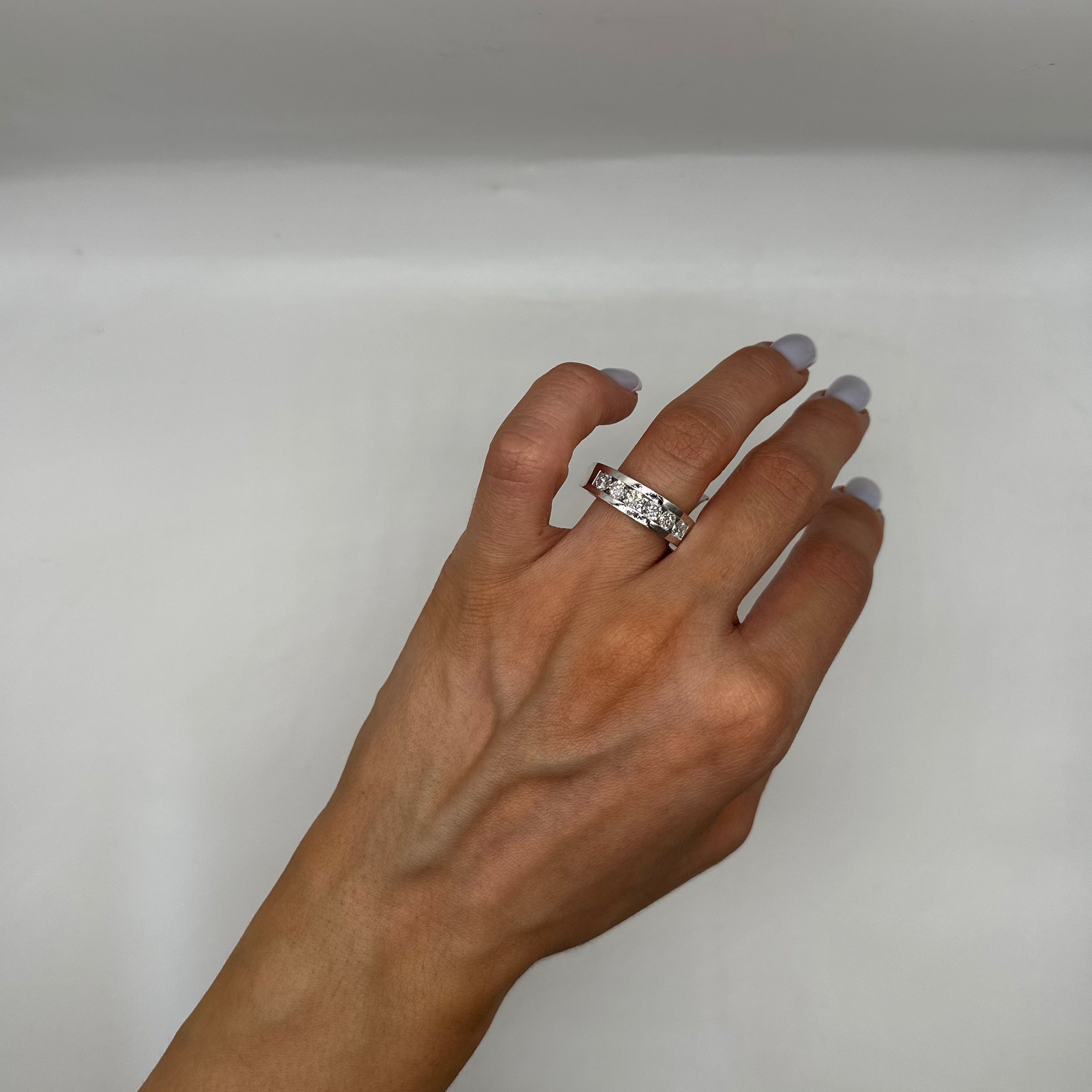 14K White Gold 1.50ct Diamond Channel-Set Men’s Wedding Band  WB0121 ISJJ